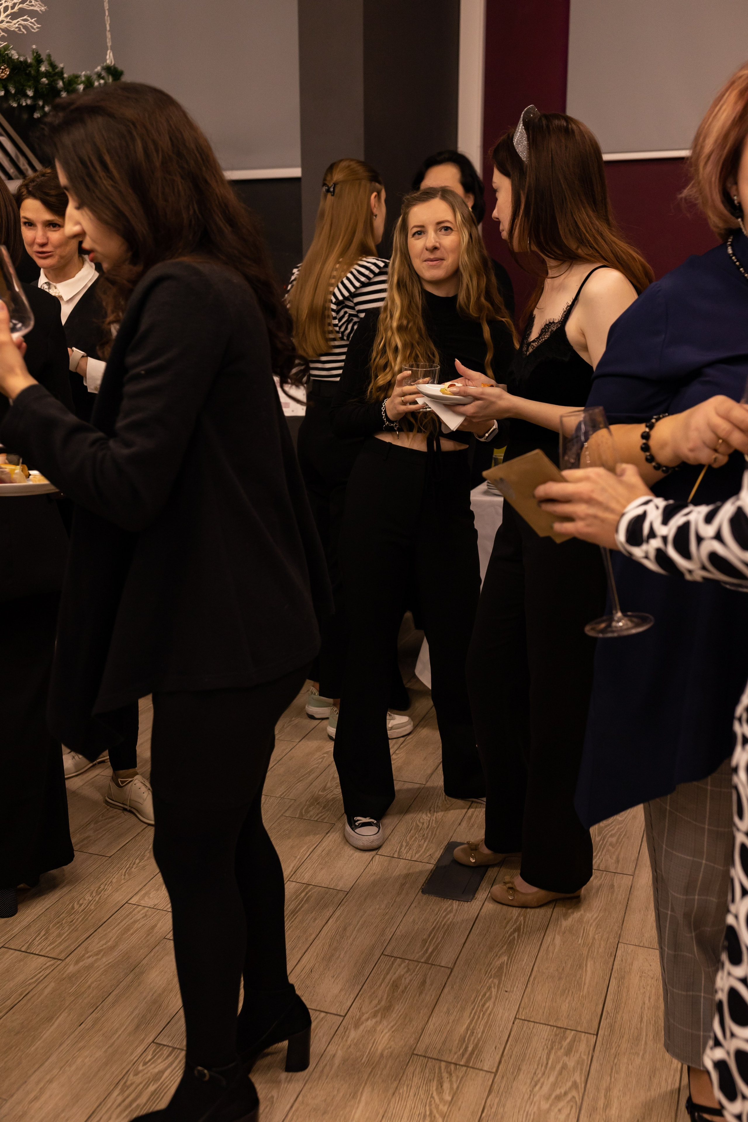 День рождения бизнес клуба «WowWoman». Сказочный фотограф для Вас и Вашей семьи