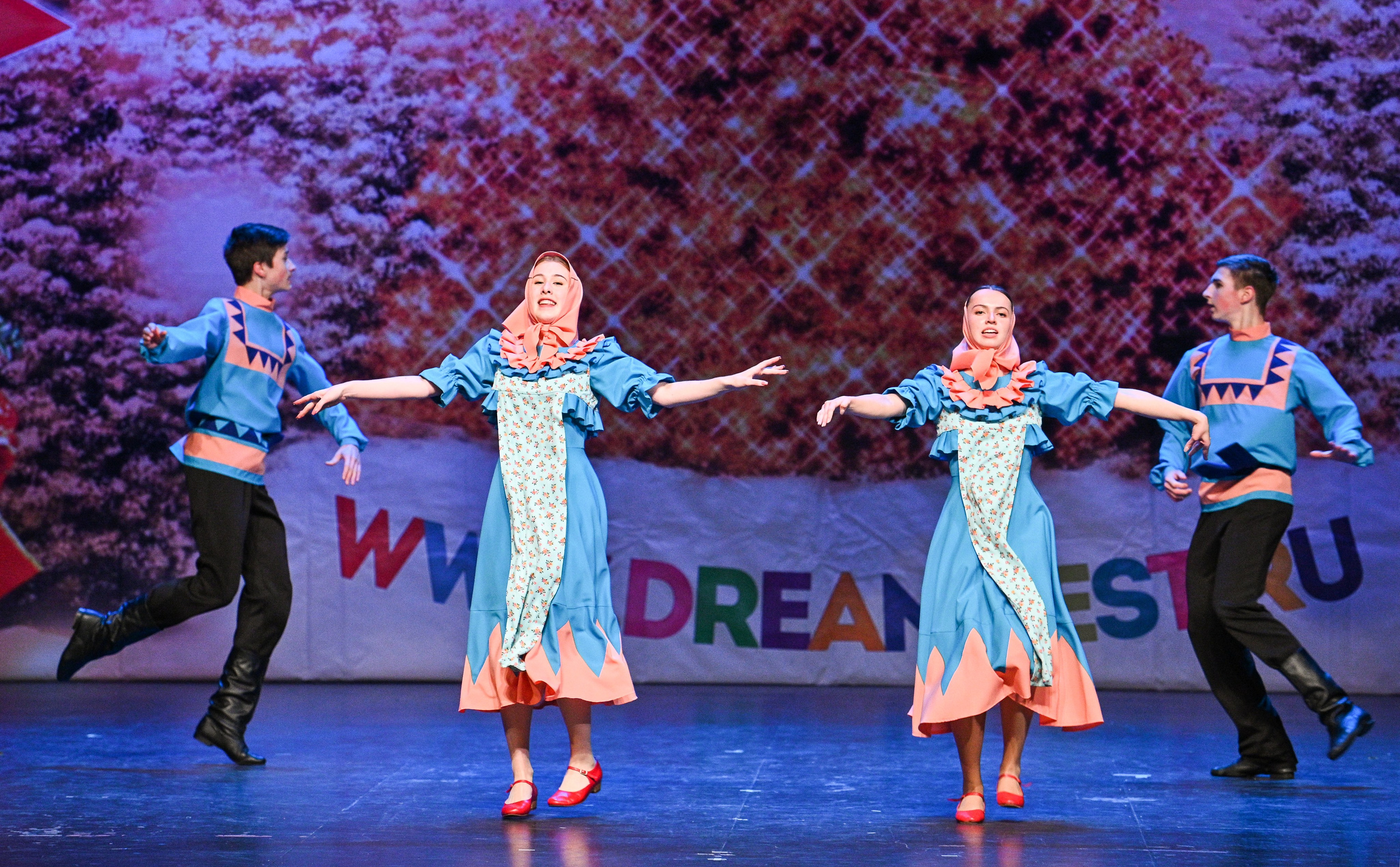 14.11.2024 «Новогодний Звездопад Талантов» Фестивальное движение «Шаг к мечте» г. Москва. Медиастудия Фото Концепт