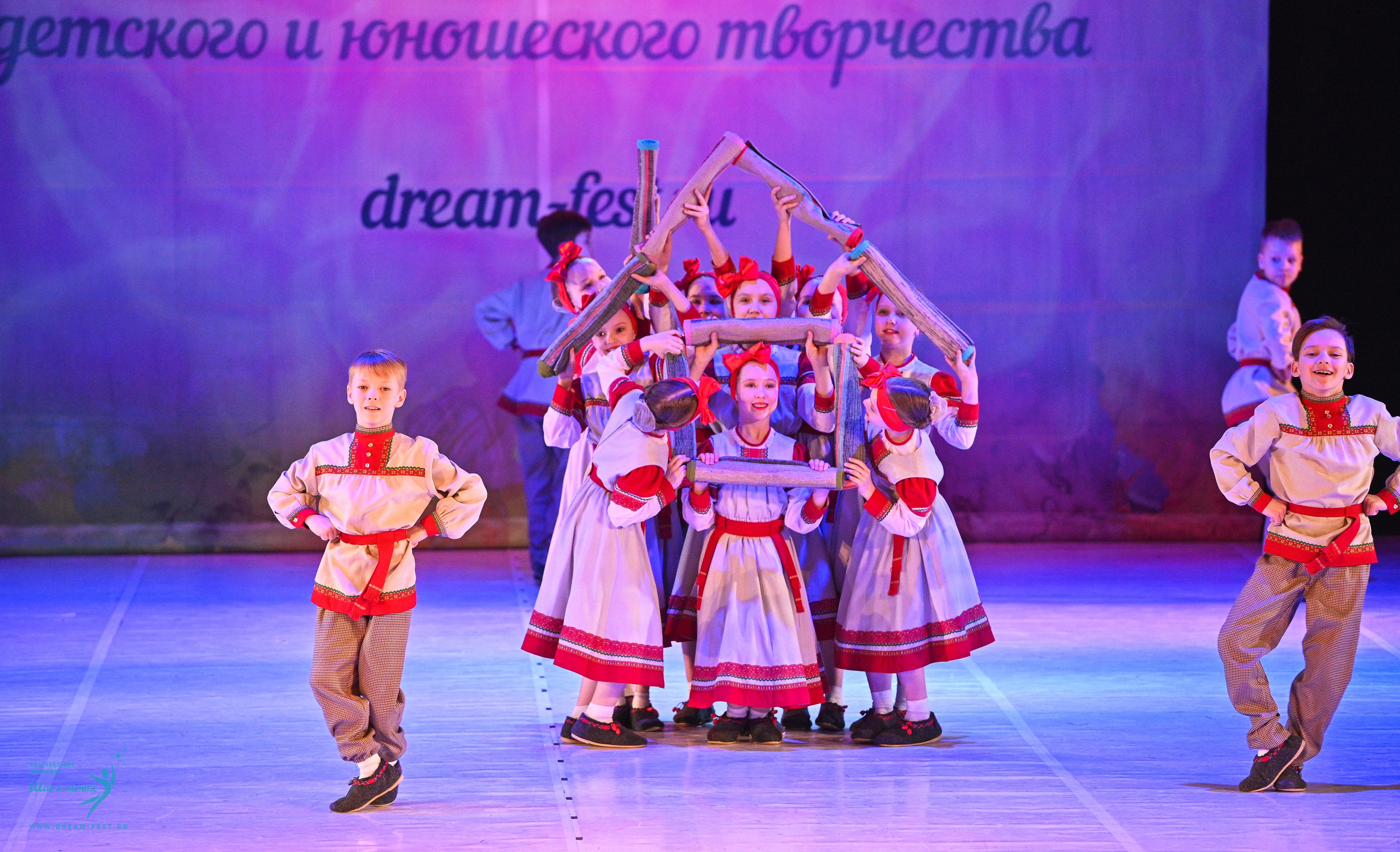 11.04.2025 Фестивальное движение «Шаг к мечте» г. Москва. Медиастудия Фото Концепт