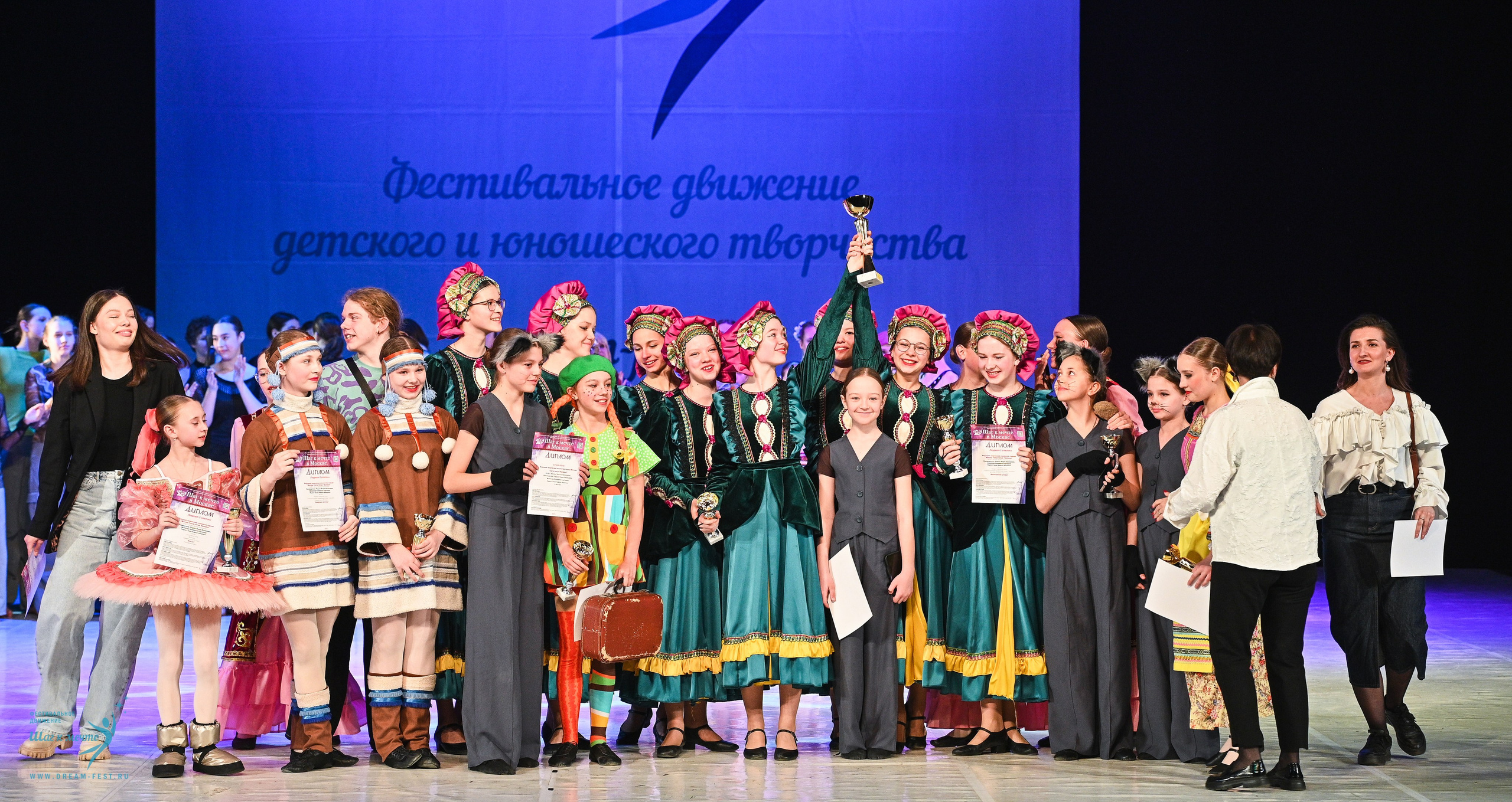 12.04.2025 Фестивальное движение «Шаг к мечте» г. Москва. Медиастудия Фото Концепт