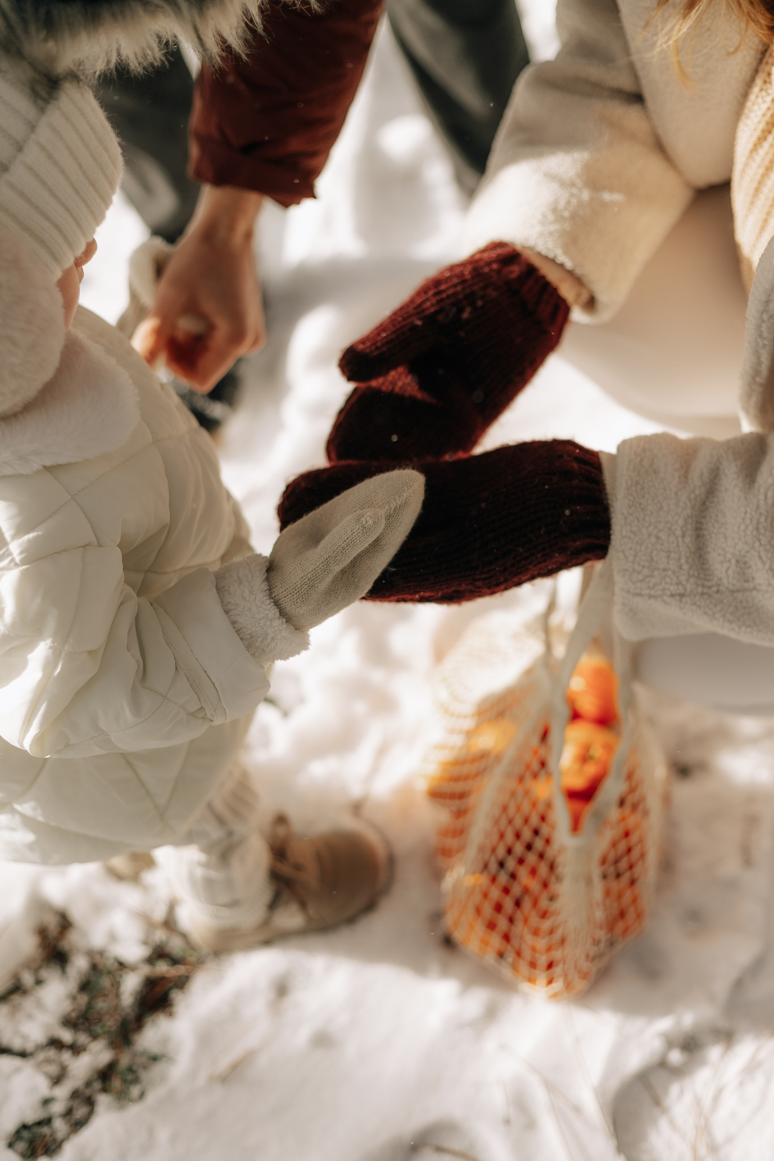 Евгений, Александра и Василиса в лесу. Фотограф в Крыму | Виктория Нотевская