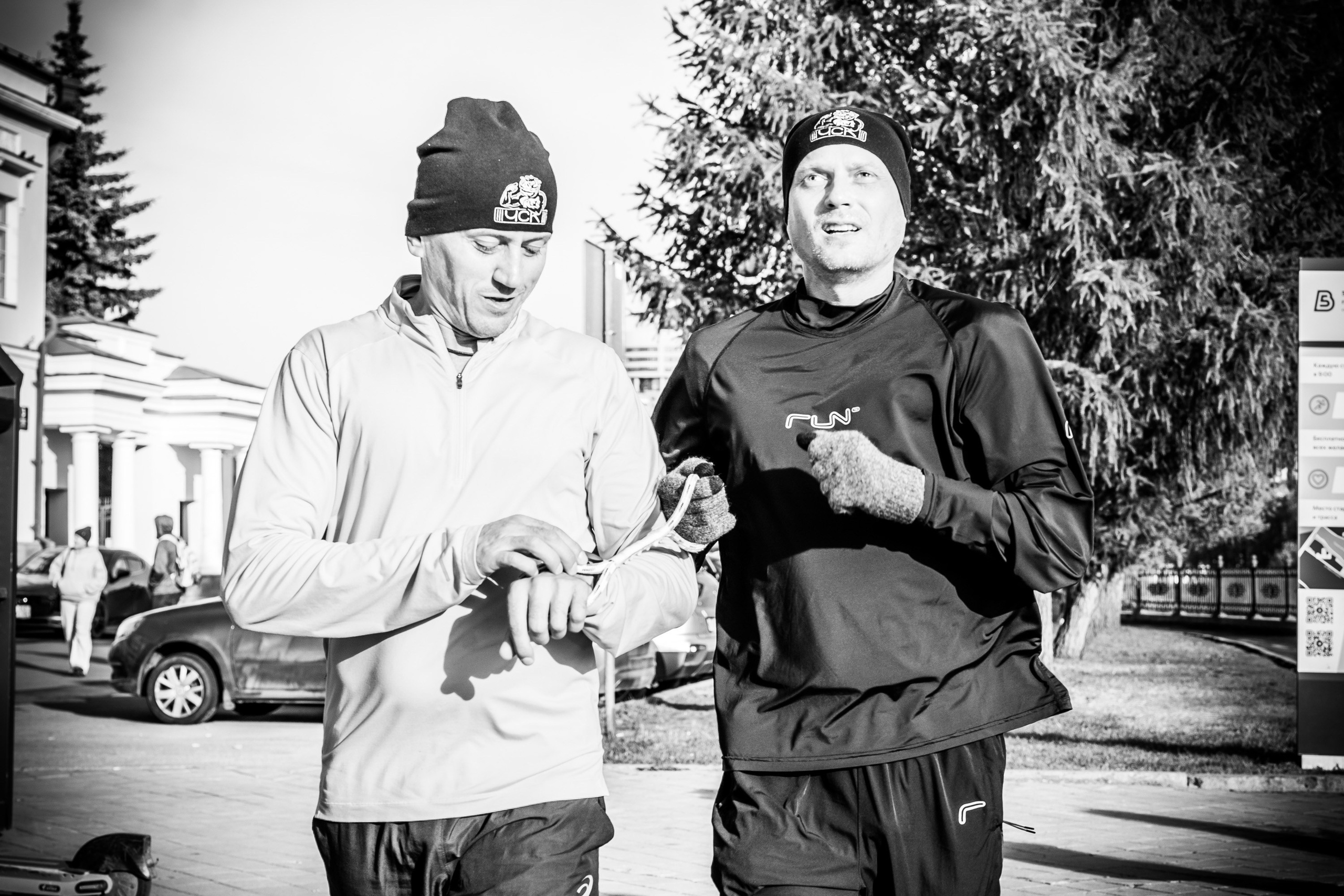 Слава где фотки?