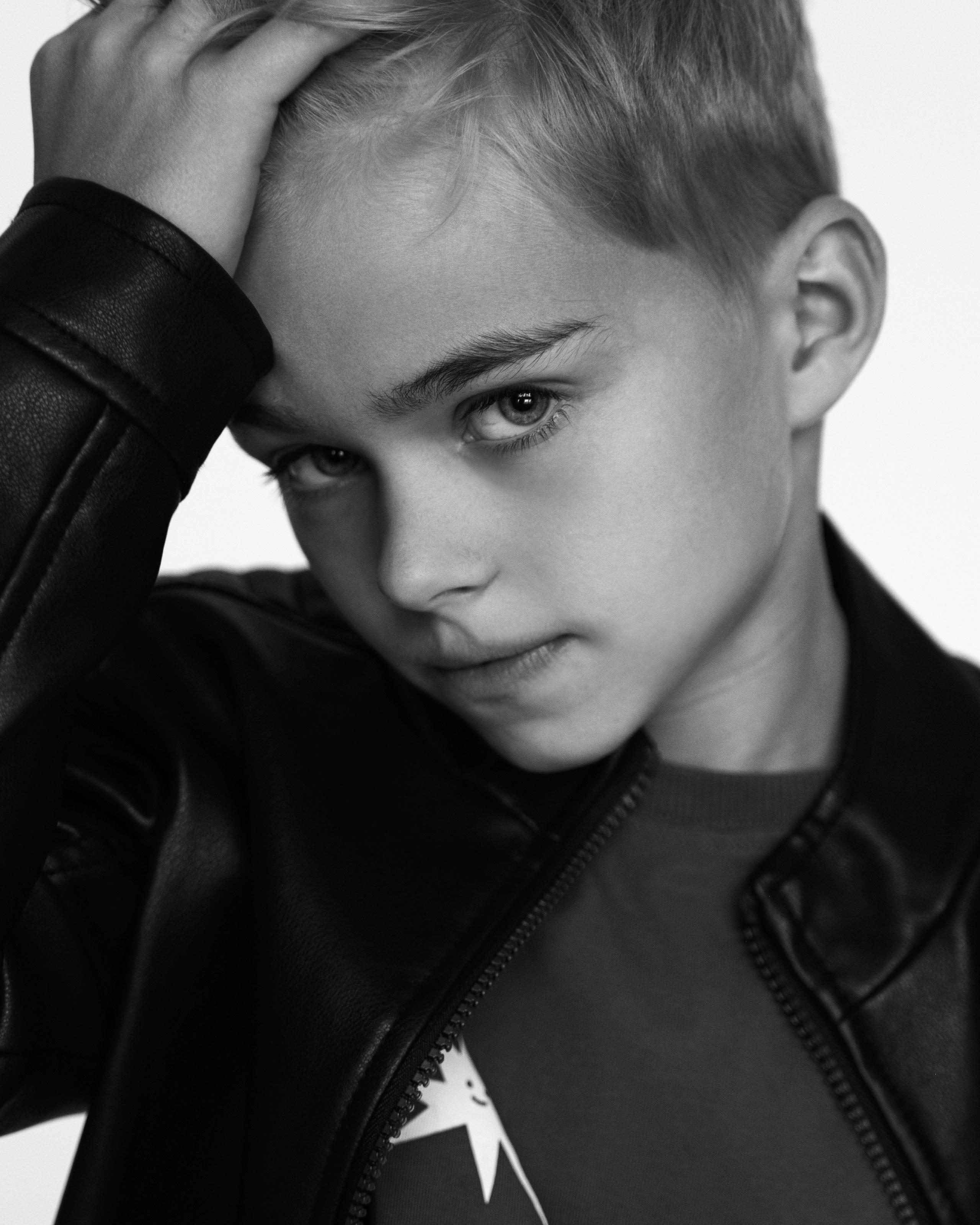 Иван. Фотограф Москва Виктория Вишневская актерское / модельное портфолио