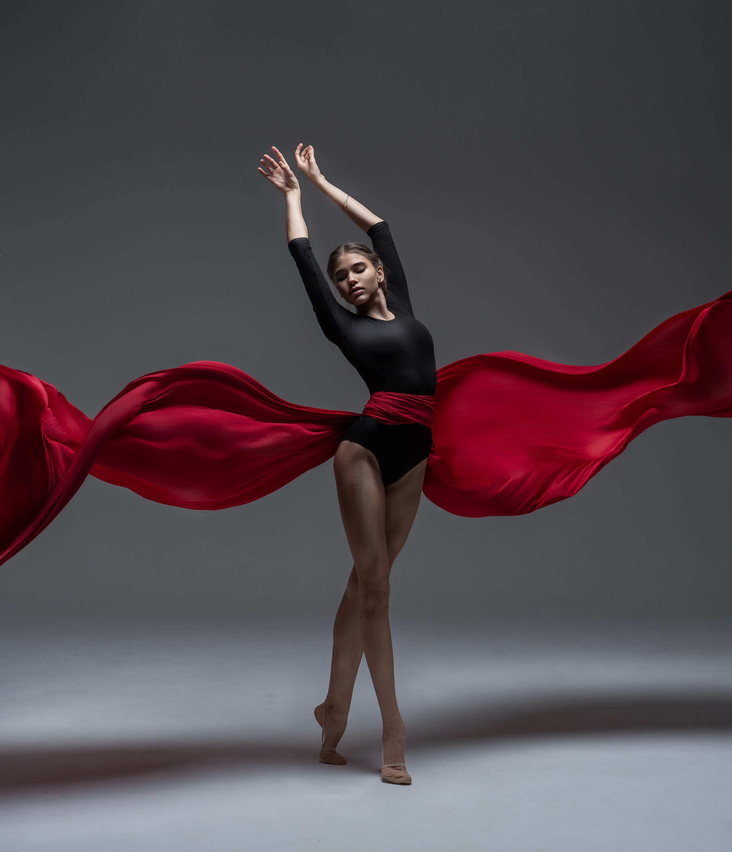 Фотопроект с тканью. Профессиональный фотограф в Москве Марина Григорьева