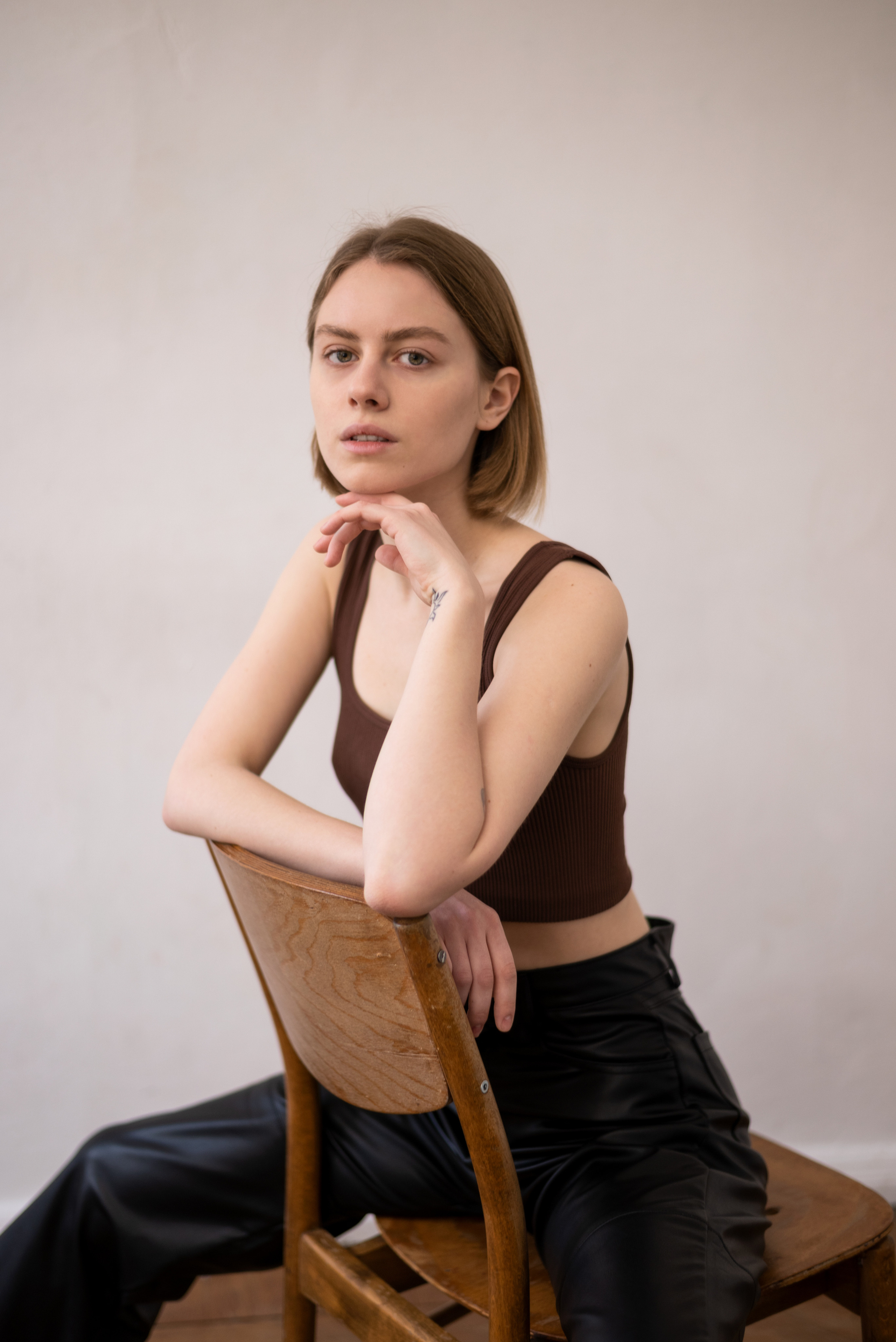 Минимал. Фотограф в Воронеже. Портреты, контент, семейные сьемки