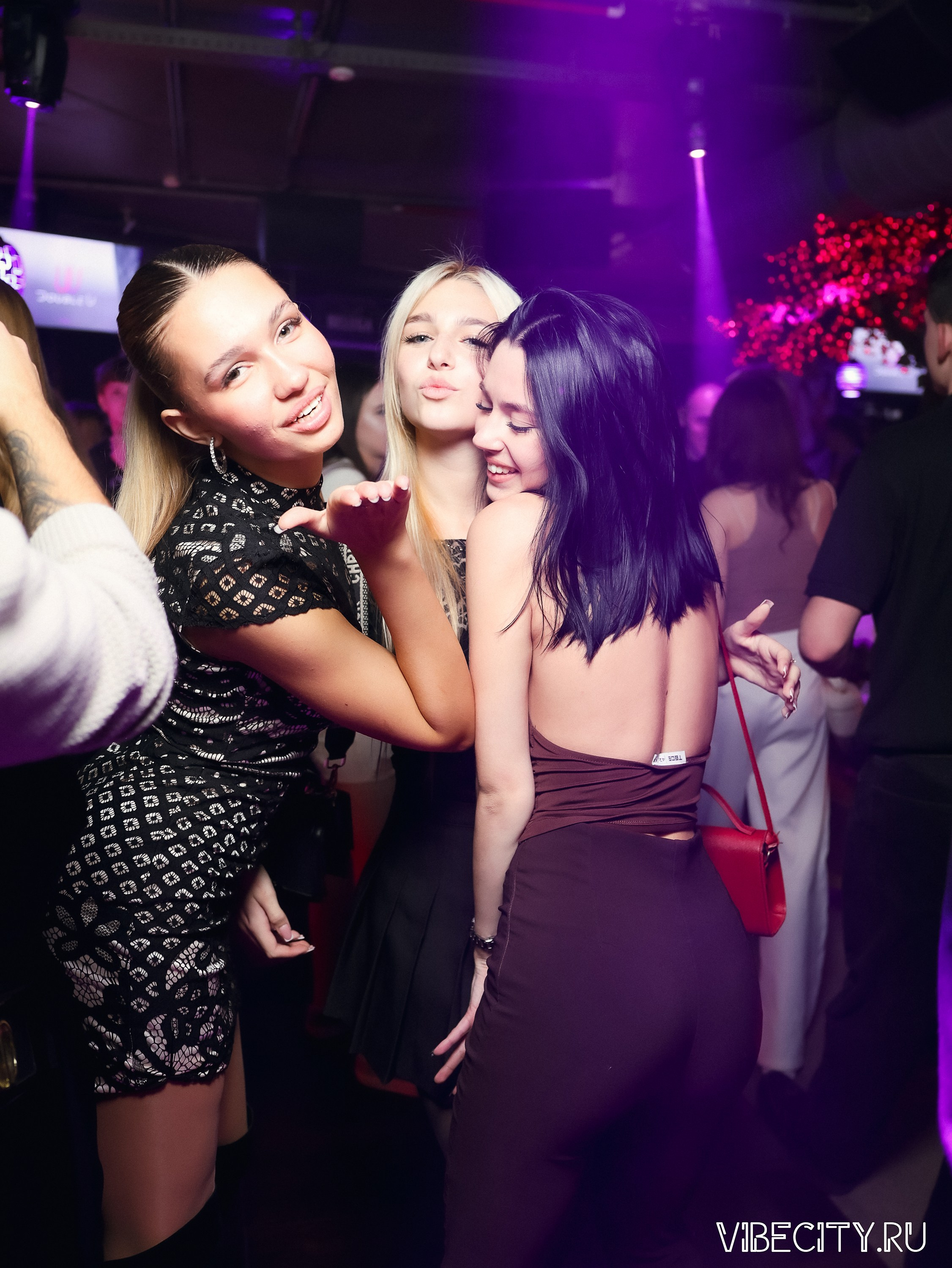 DOUBLE U. VIBECITY.RU Вайб Сити Ру Фоторепортажи Фотоотчеты Калининград