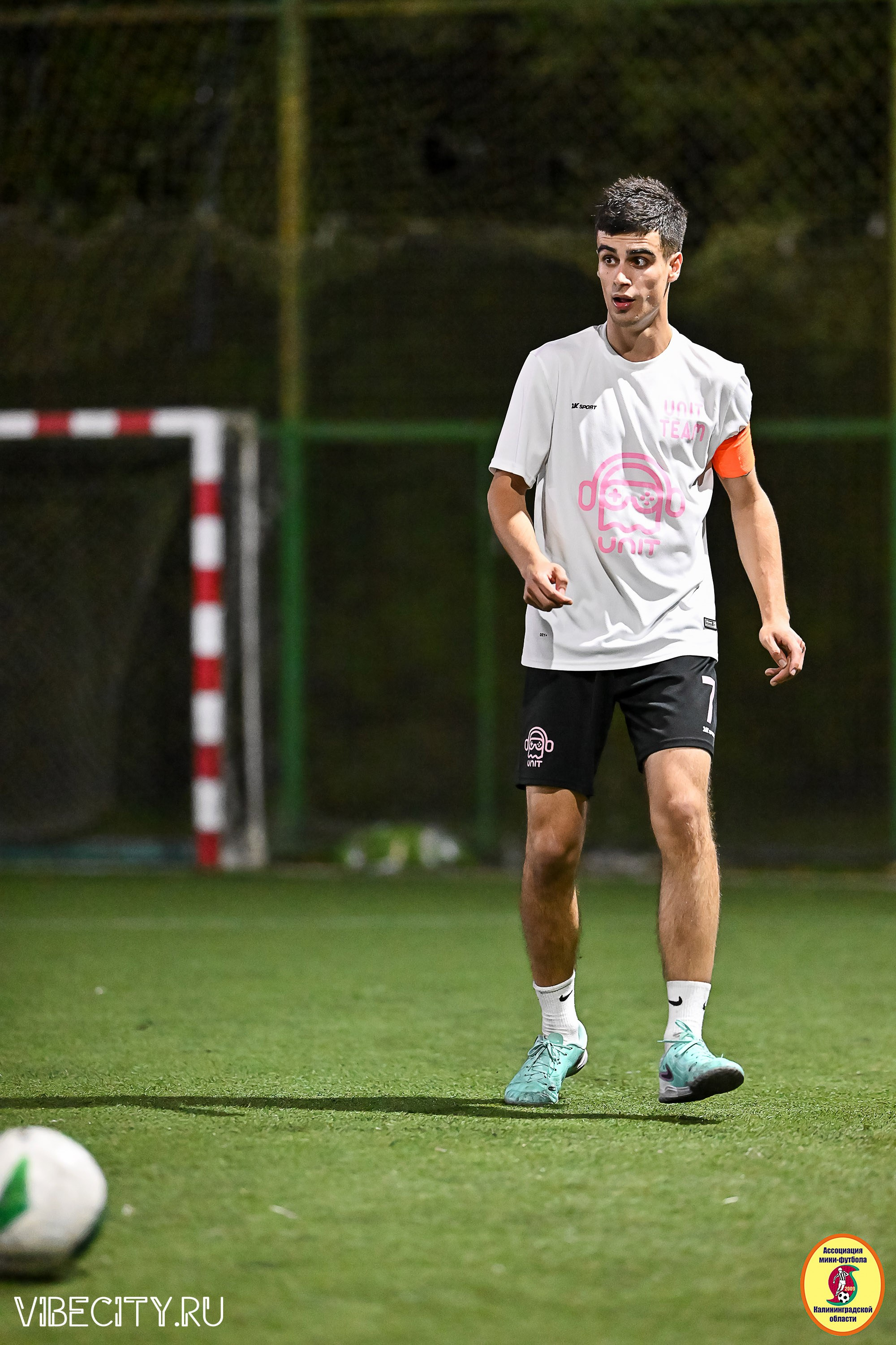 ФИНАЛЬНЫЕ ИГРЫ КУБКА МИНИ-ФУТБОЛЬНОЙ ЛИГИ И КУБКА КОРПОРАТИВНОЙ МФЛ 2025. VIBECITY.RU Вайб Сити Ру Фоторепортажи Фотоотчеты Калининград