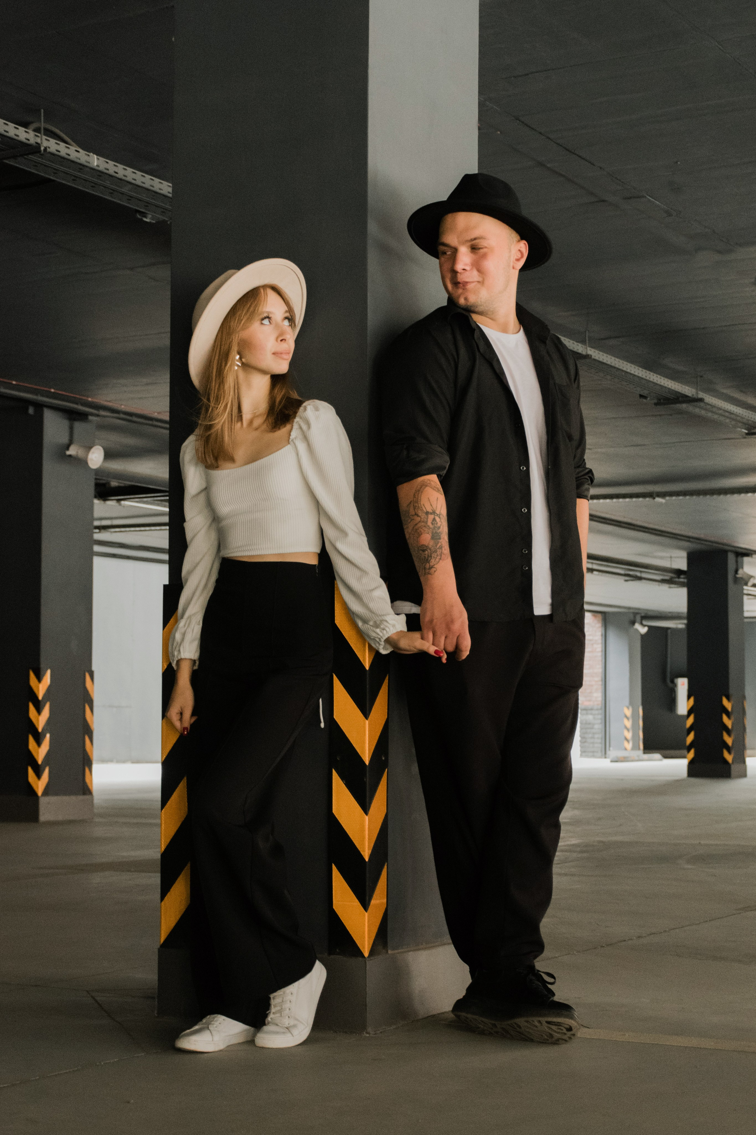 Love story на парковке. Фотограф в Павловском Посаде, Москве Елена Фролова