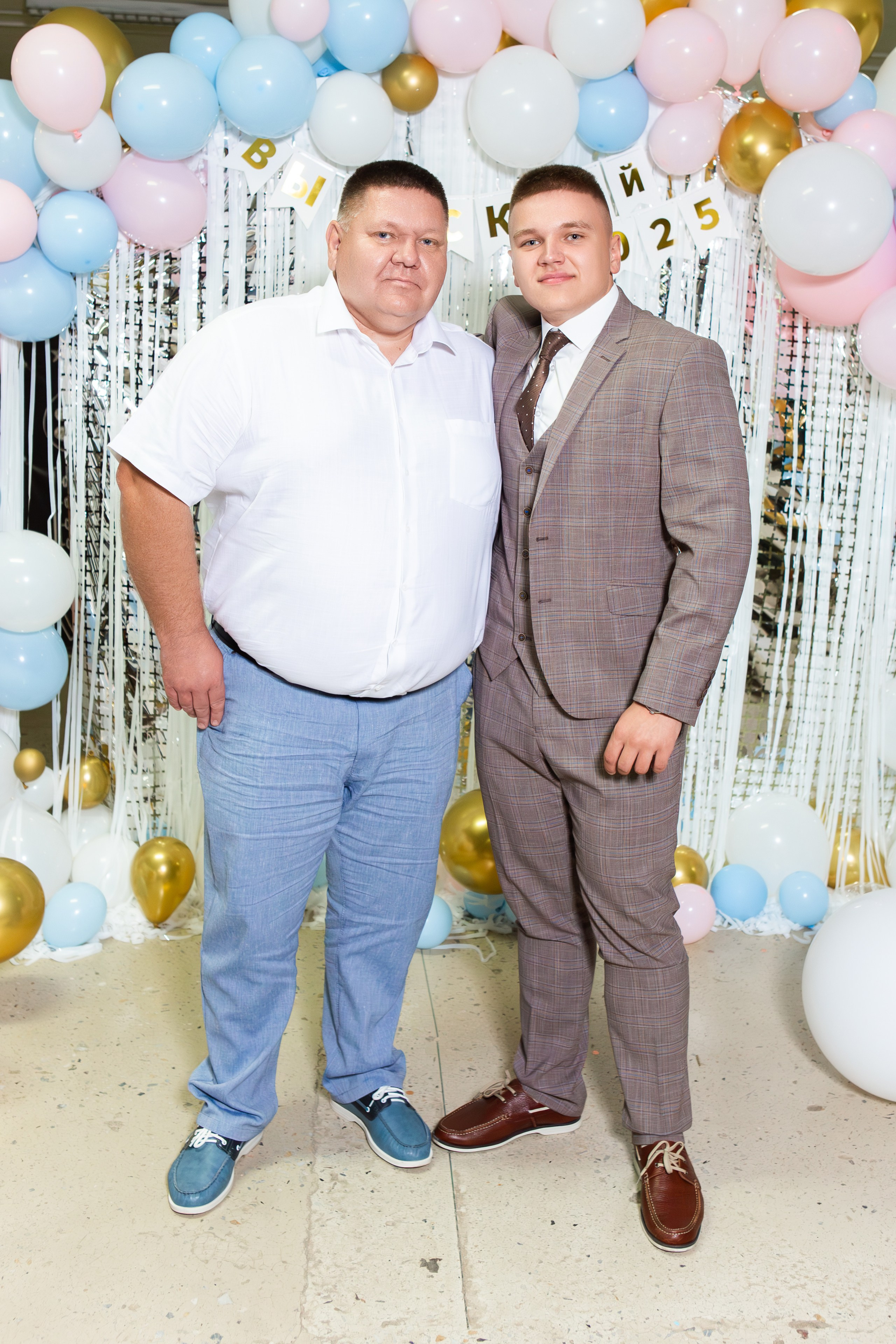 ФОТОСЕССИЯ С РОДИТЕЛЯМИ ВЫПУСКНОЙ 2025 9 ШКОЛА МЦЕНСК. ТВОЙ АЛЬБОМ / ТВОИ ПРАВИЛА