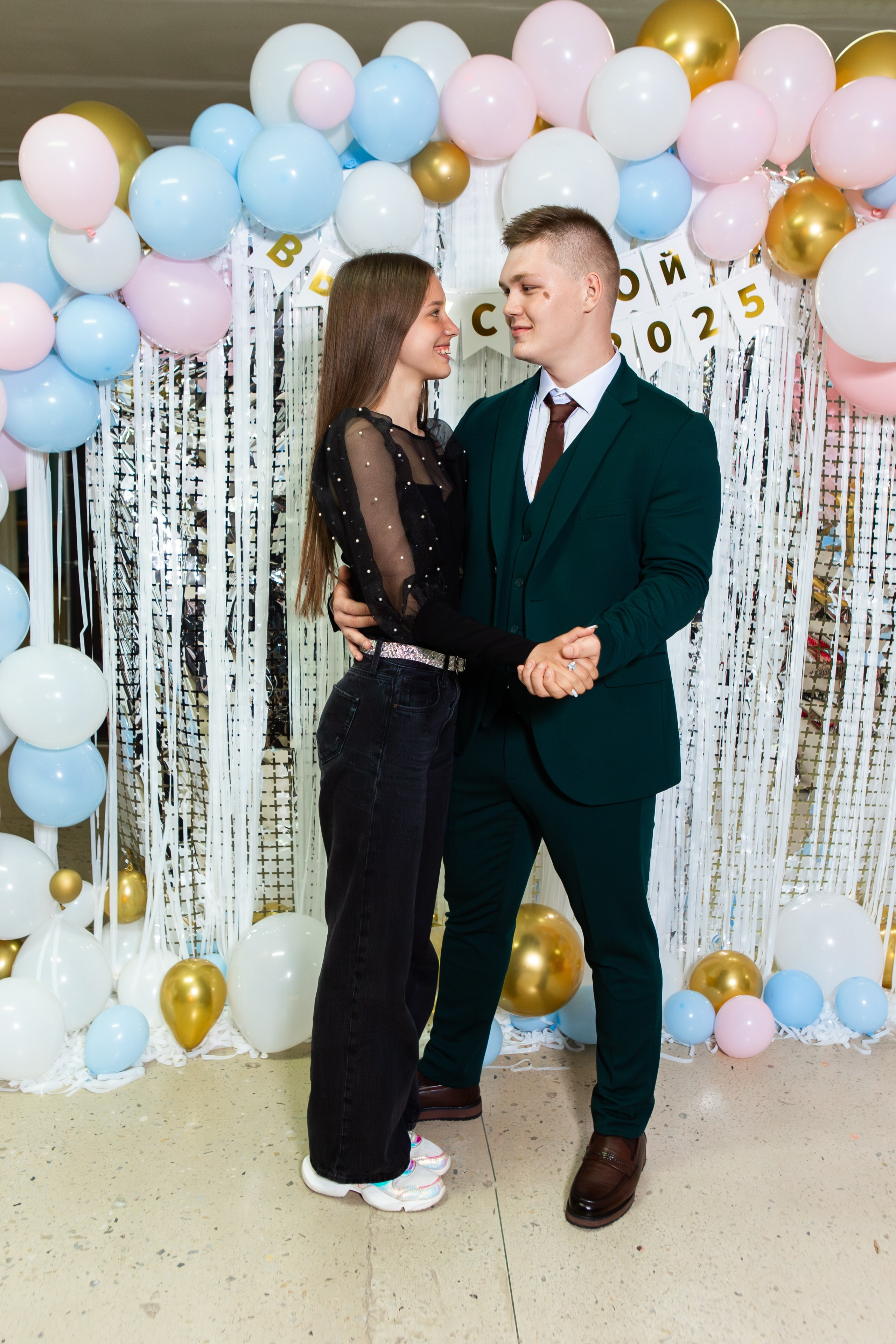 ФОТОСЕССИЯ С РОДИТЕЛЯМИ ВЫПУСКНОЙ 2025 9 ШКОЛА МЦЕНСК. ТВОЙ АЛЬБОМ / ТВОИ ПРАВИЛА