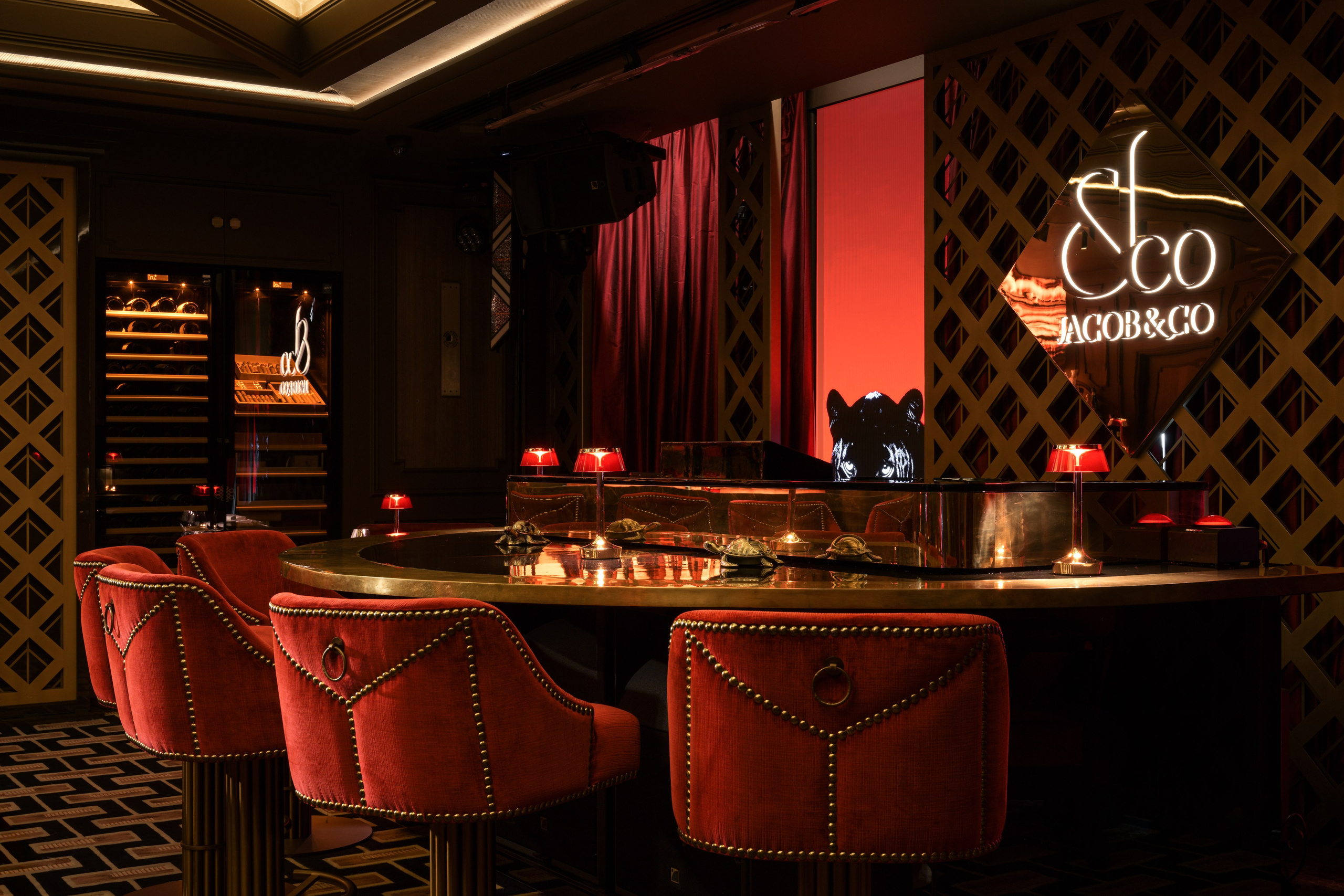 NAHATE. Interior photographer in Dubai, Vitalii Grishkov