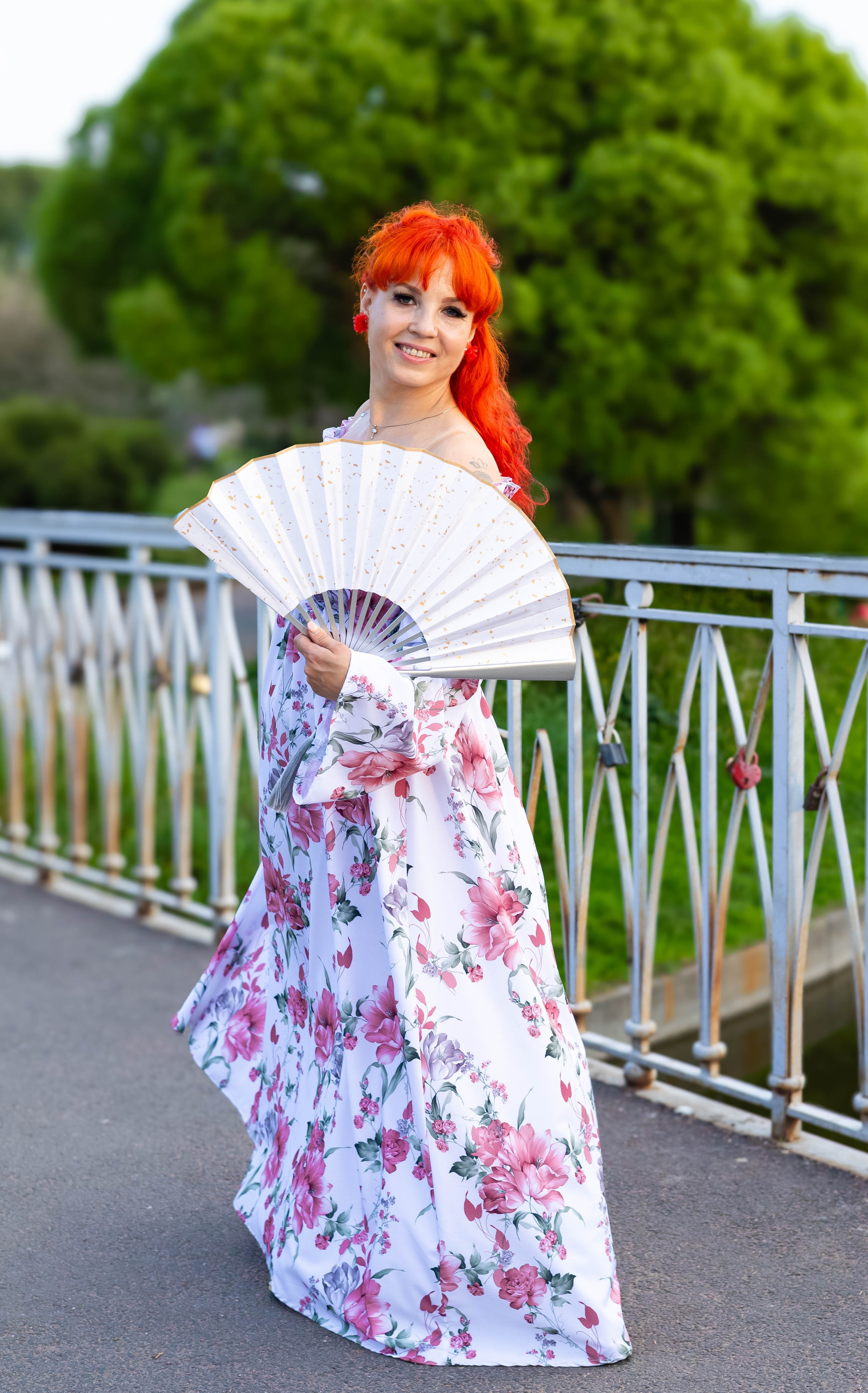 Алена. Цветение яблони. Портретный фотограф Панферова Регина г. Санкт-Петербург, г. Казань