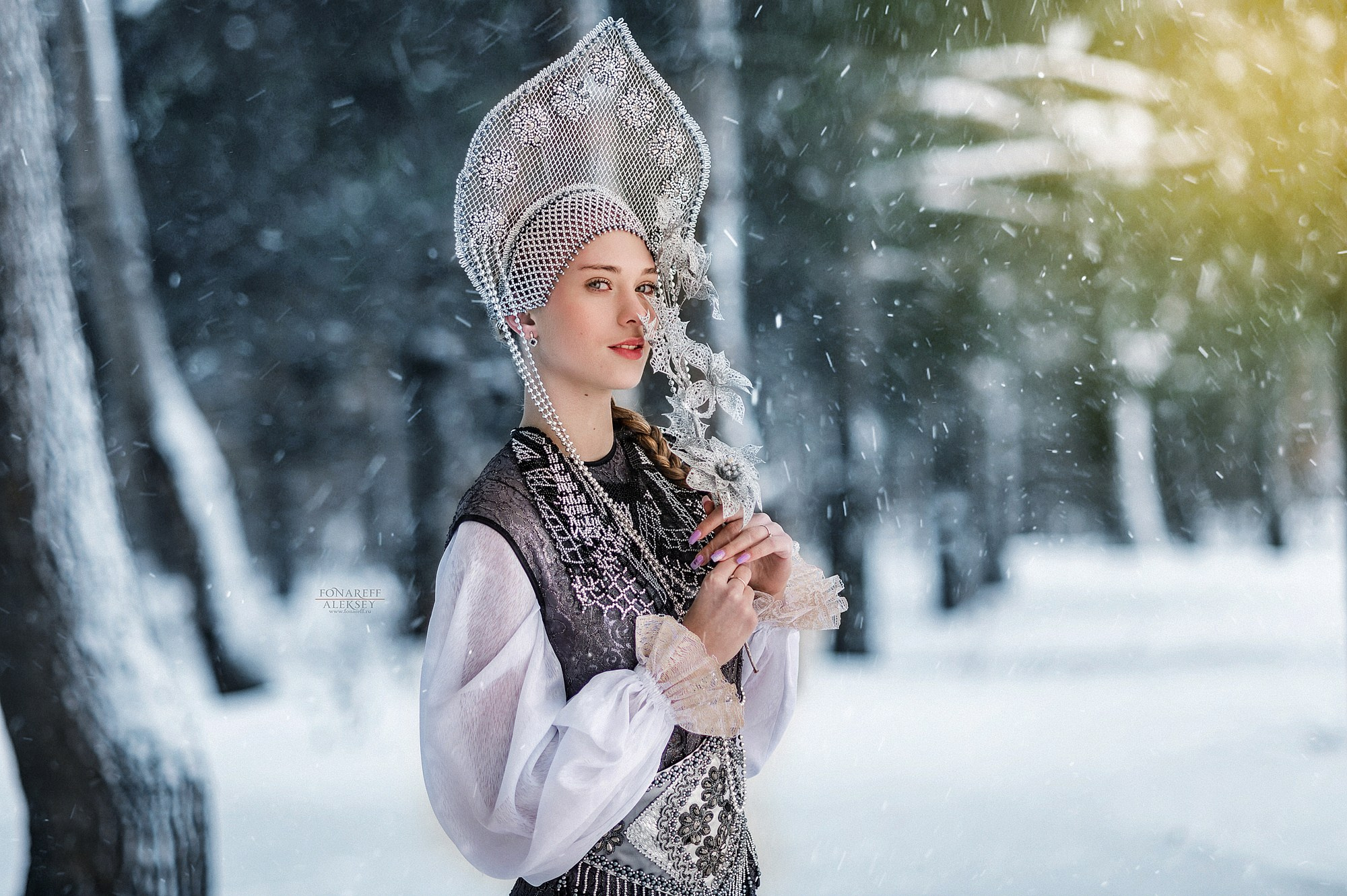 девушка в кокошнике