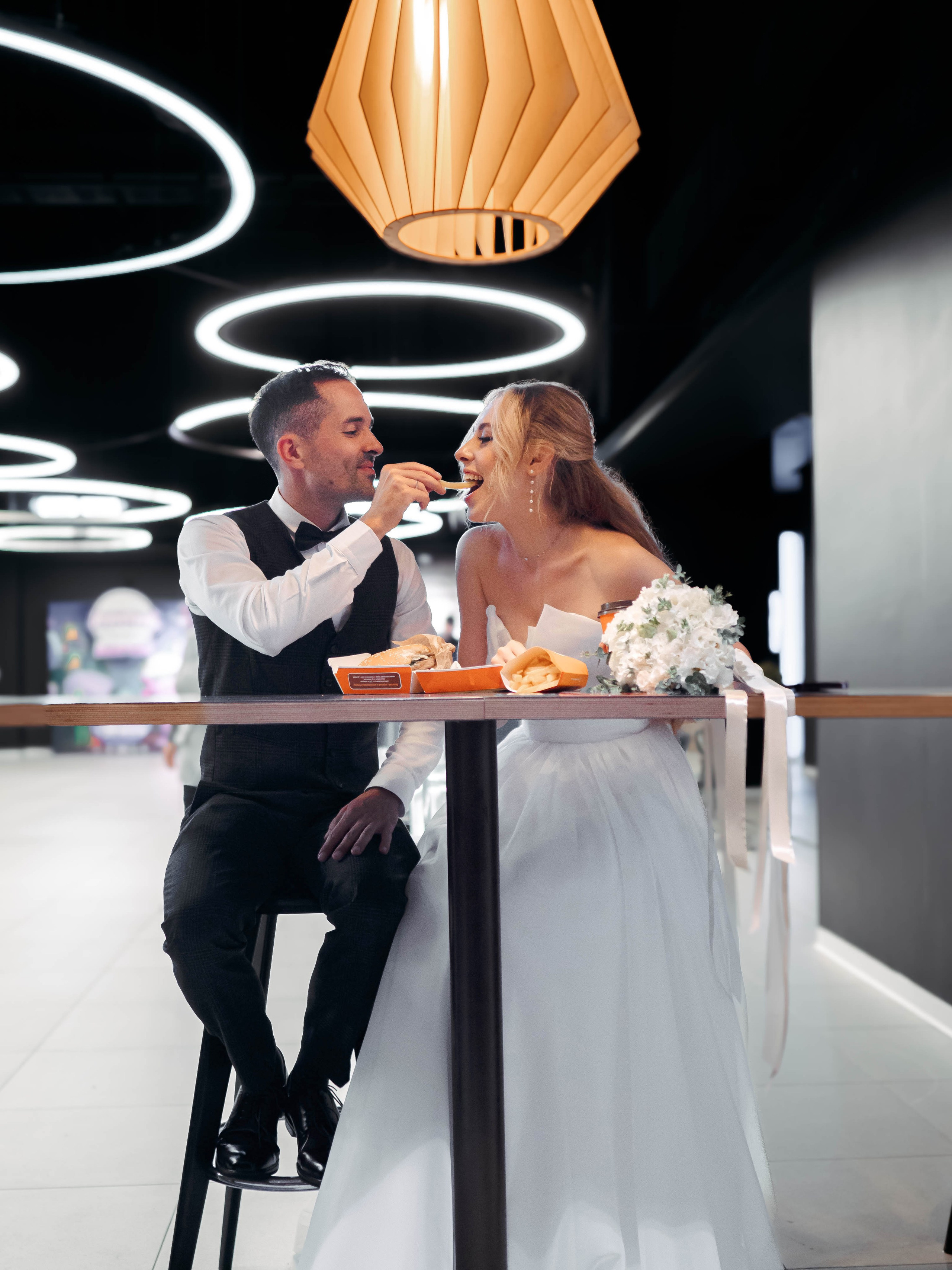 Свадьба — парковка Моремолл. Фотограф в Сочи