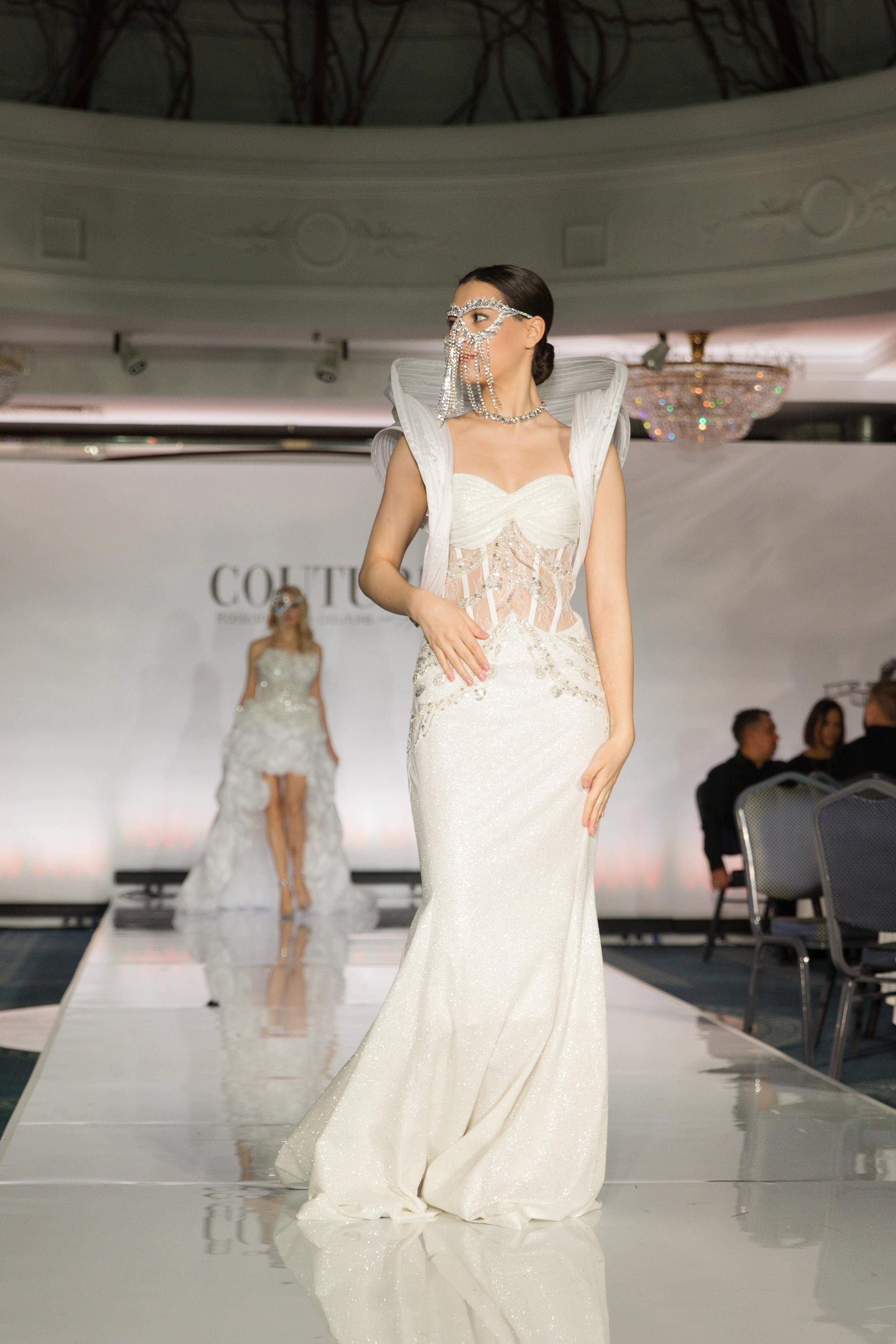 Репортаж показа «Кутюр по-русски». Фотограф в Санкт-Петербурге Вагнер Юлия