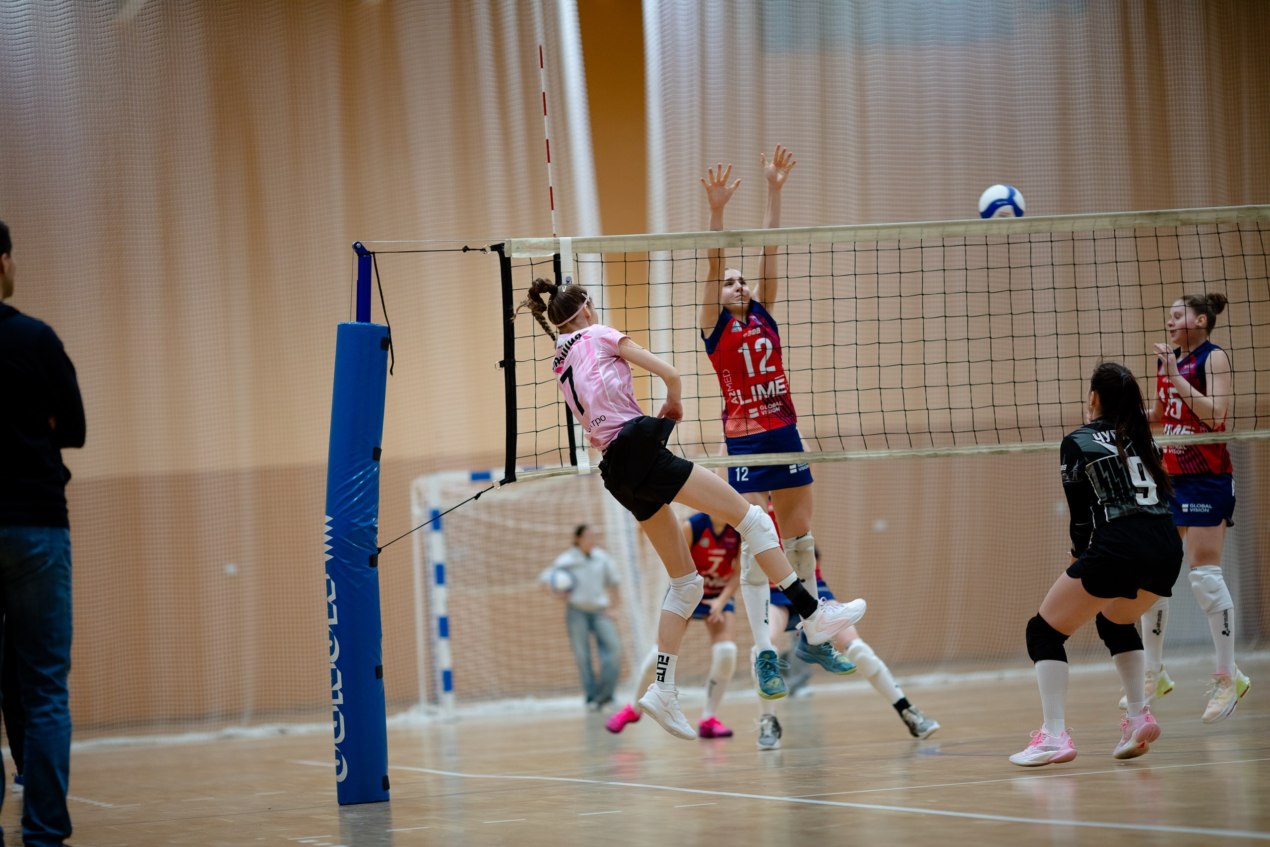 СШ11 — Искра / 2 игра. Фотография