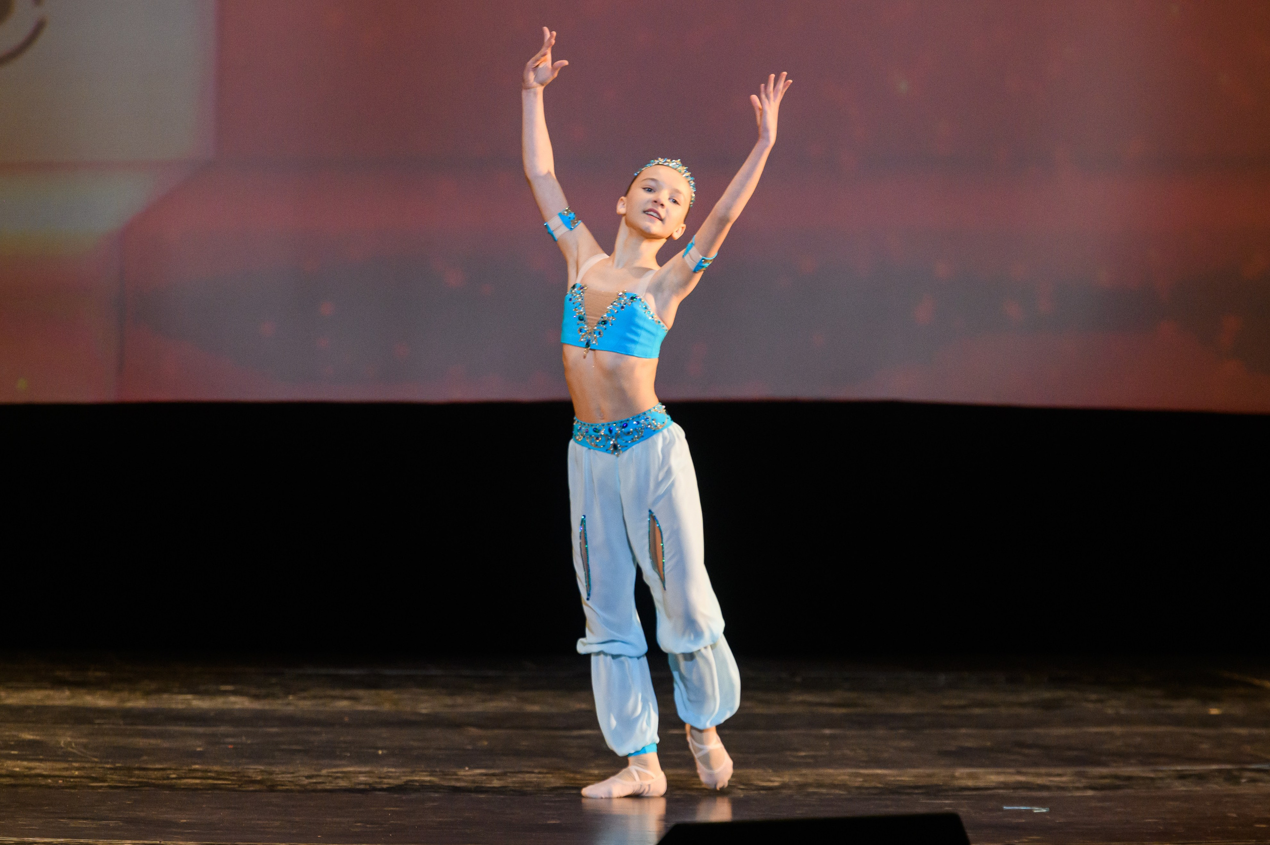 23 апреля, часть 1, БКЗ Октябрьский, г. Санкт-Петербург. Золотое яблочко