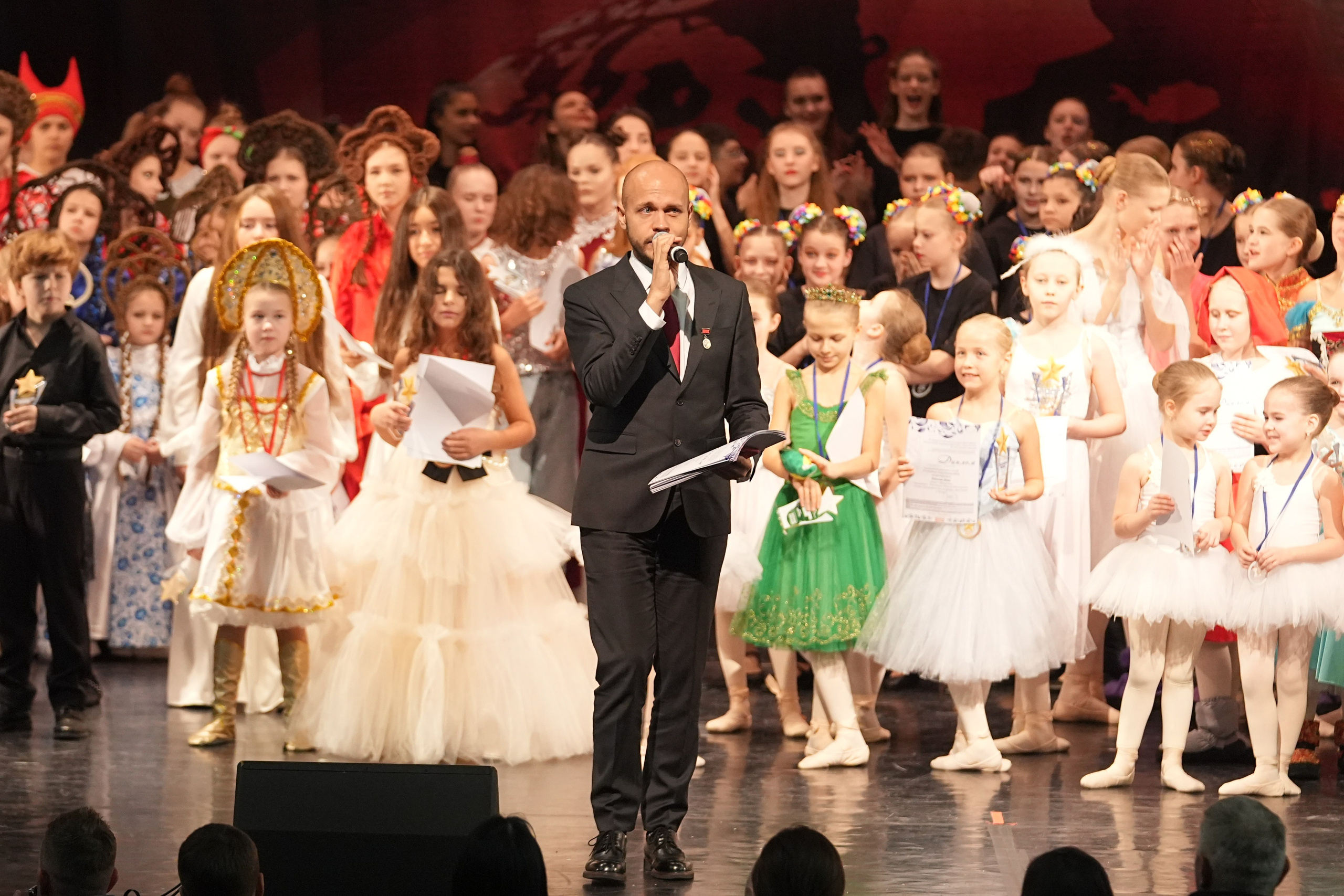 7 декабря, блок 1, г. Москва. Золотое яблочко