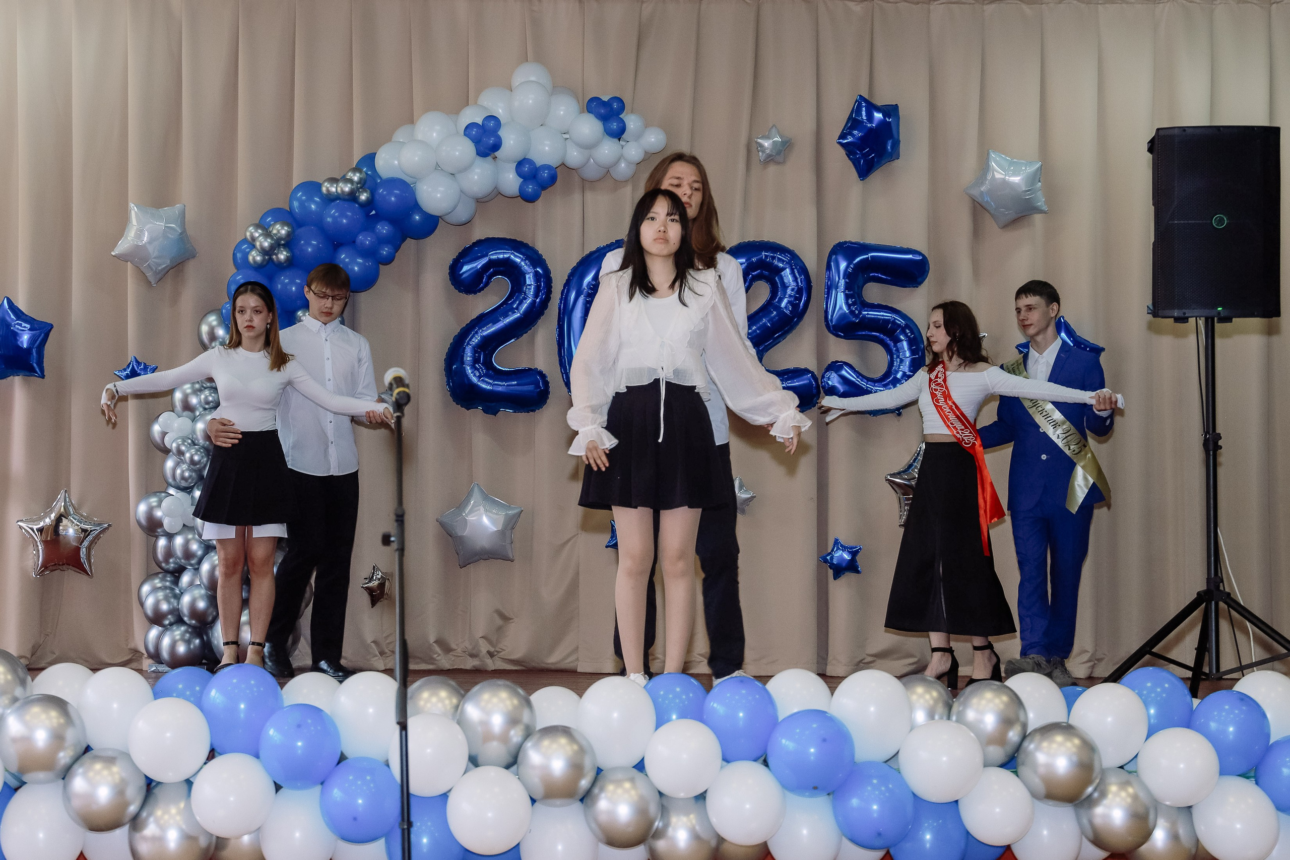 Последний звонок 9 кл № 26. Фотограф Юлия Мальцева