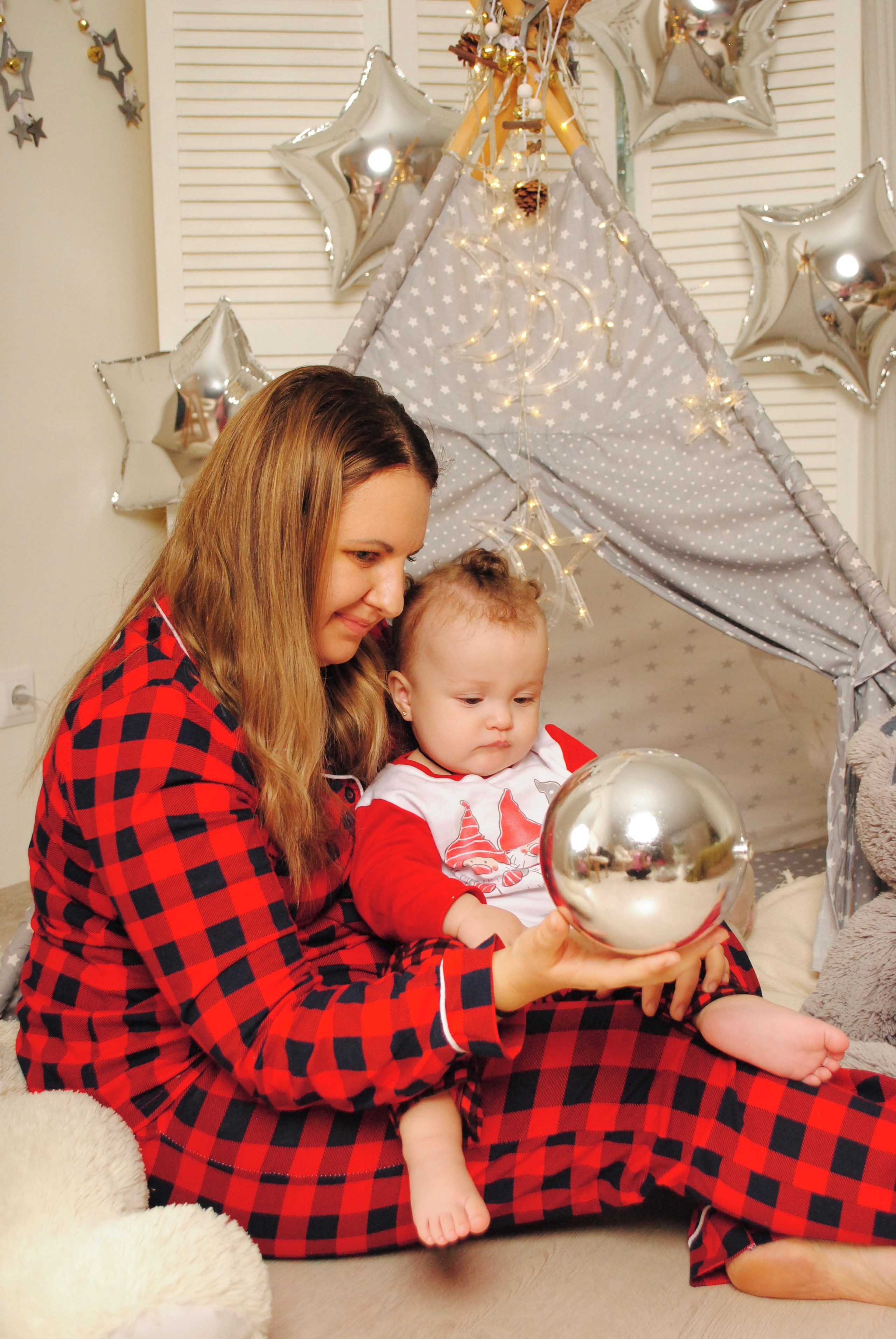 Светлана и дочь. Фотограф Мария Мусаелян