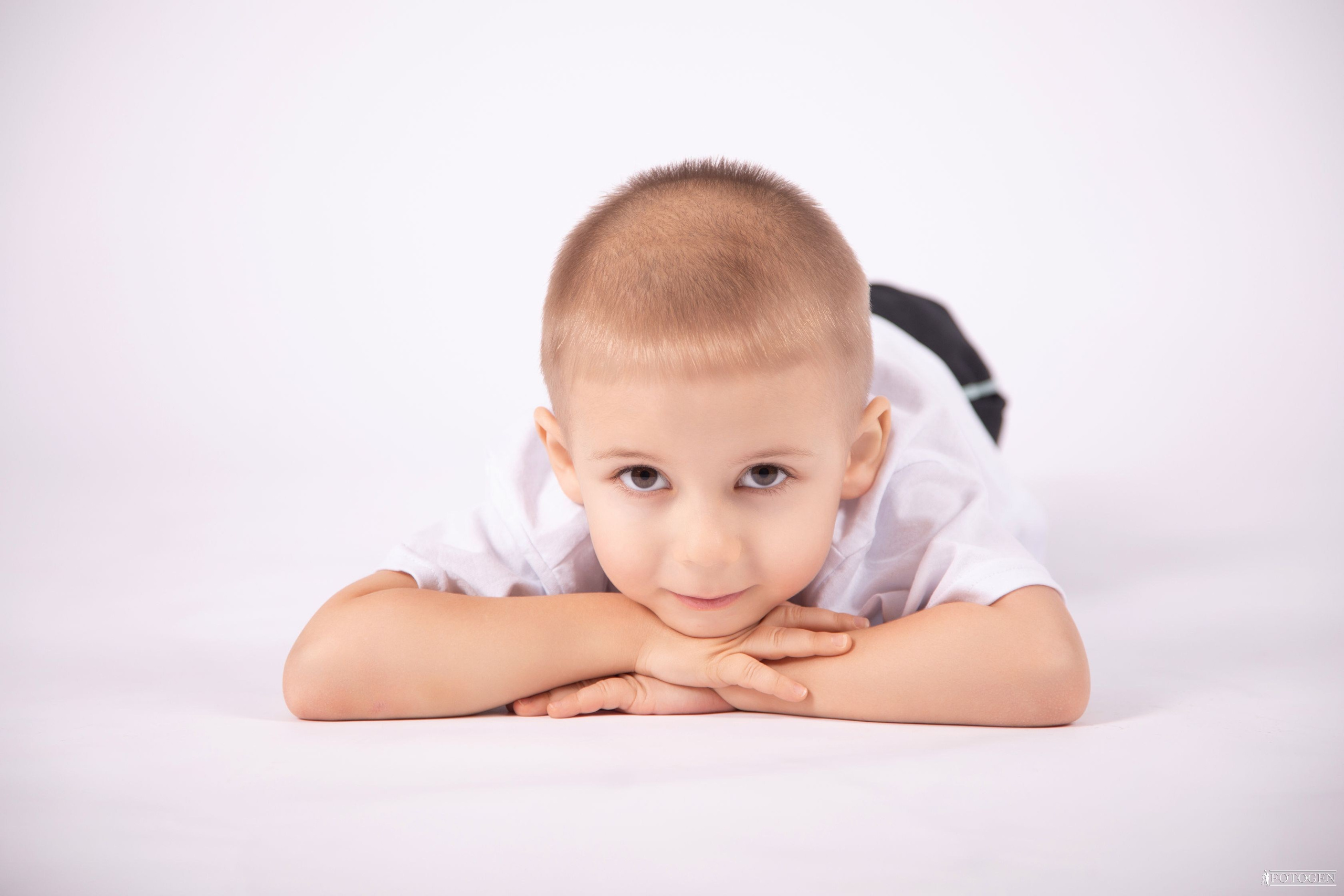 Фотосессия Мальчиков до 6 лет в Студии — Fotogen. Интерьерная фотостудия FOTOGEN г. Краснодар