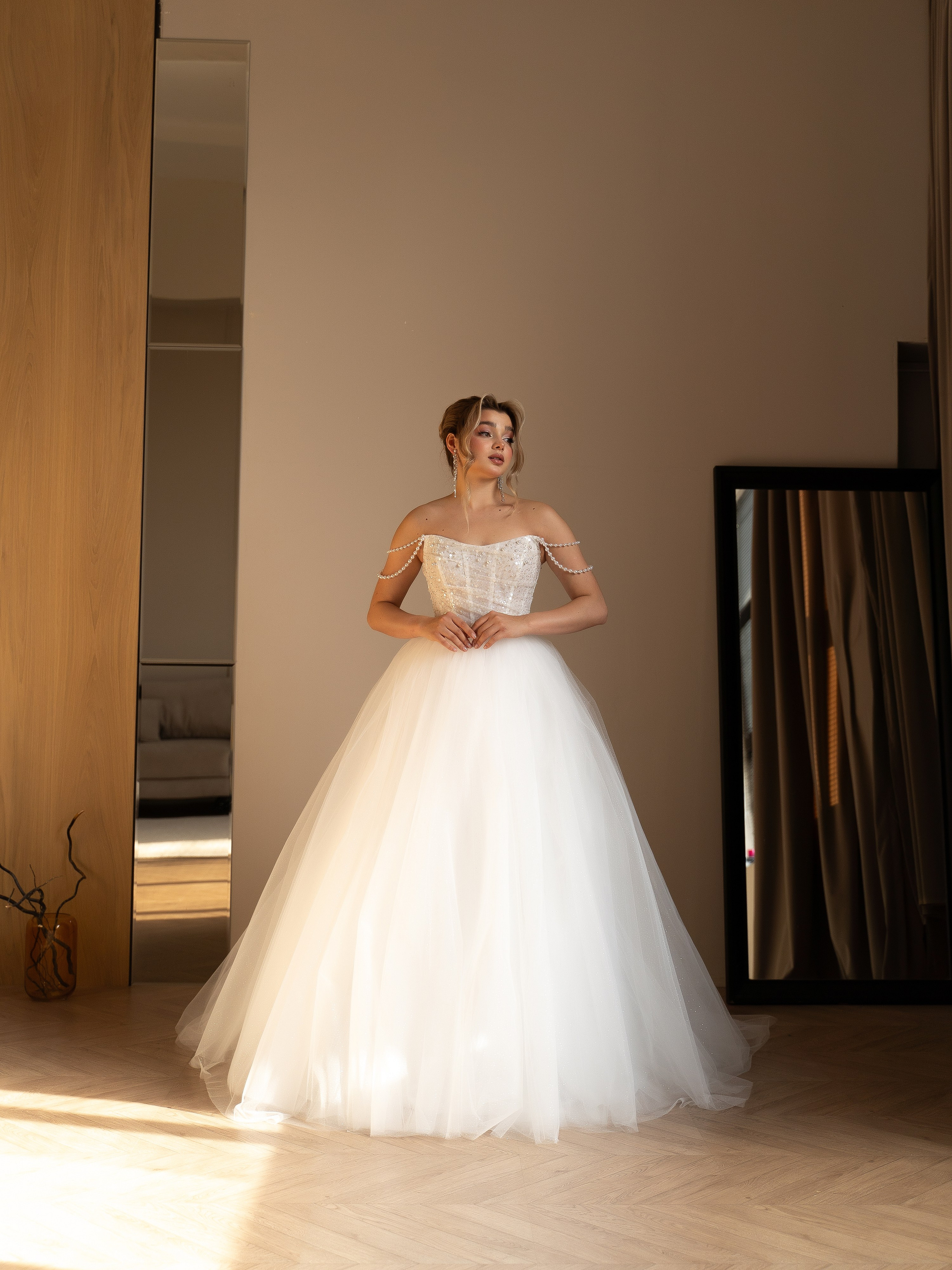 Каталог свадебных платьев. Иван Упоров — фотограф, рилсмейкер чебоксары