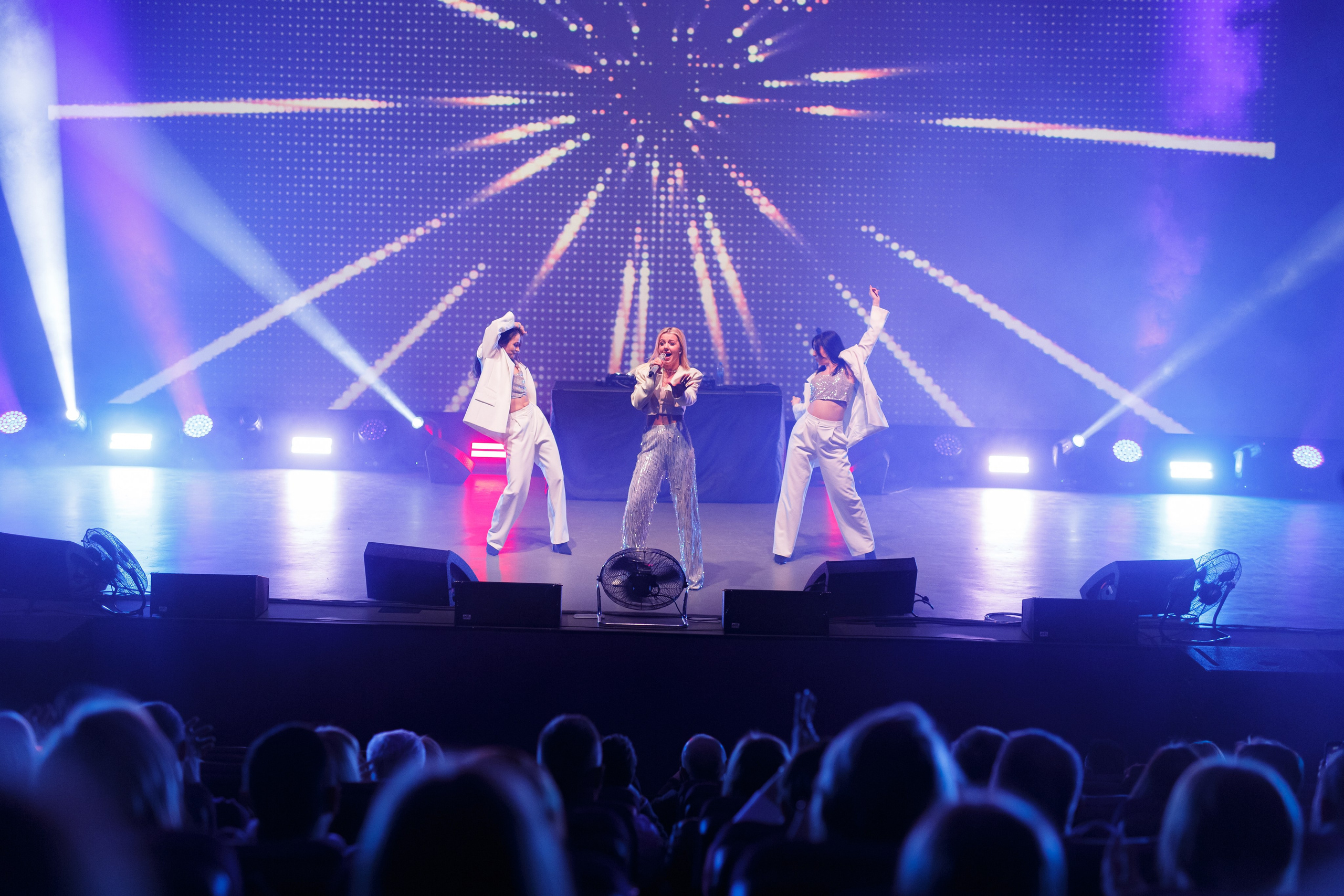 Концерт» Звёзды Русского Радио». Фотограф в Воронеже Иван Самодуров