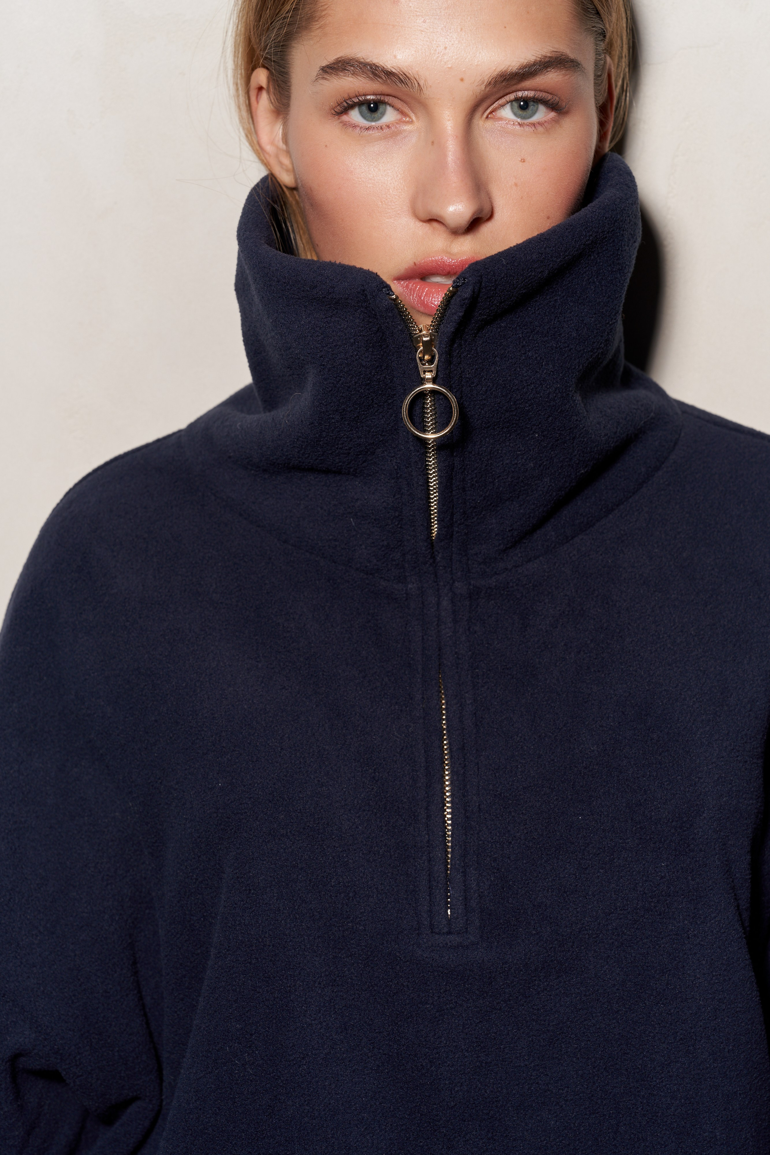 Charli London. Коммерческий фотограф в Москве Хабибуллина Эльза