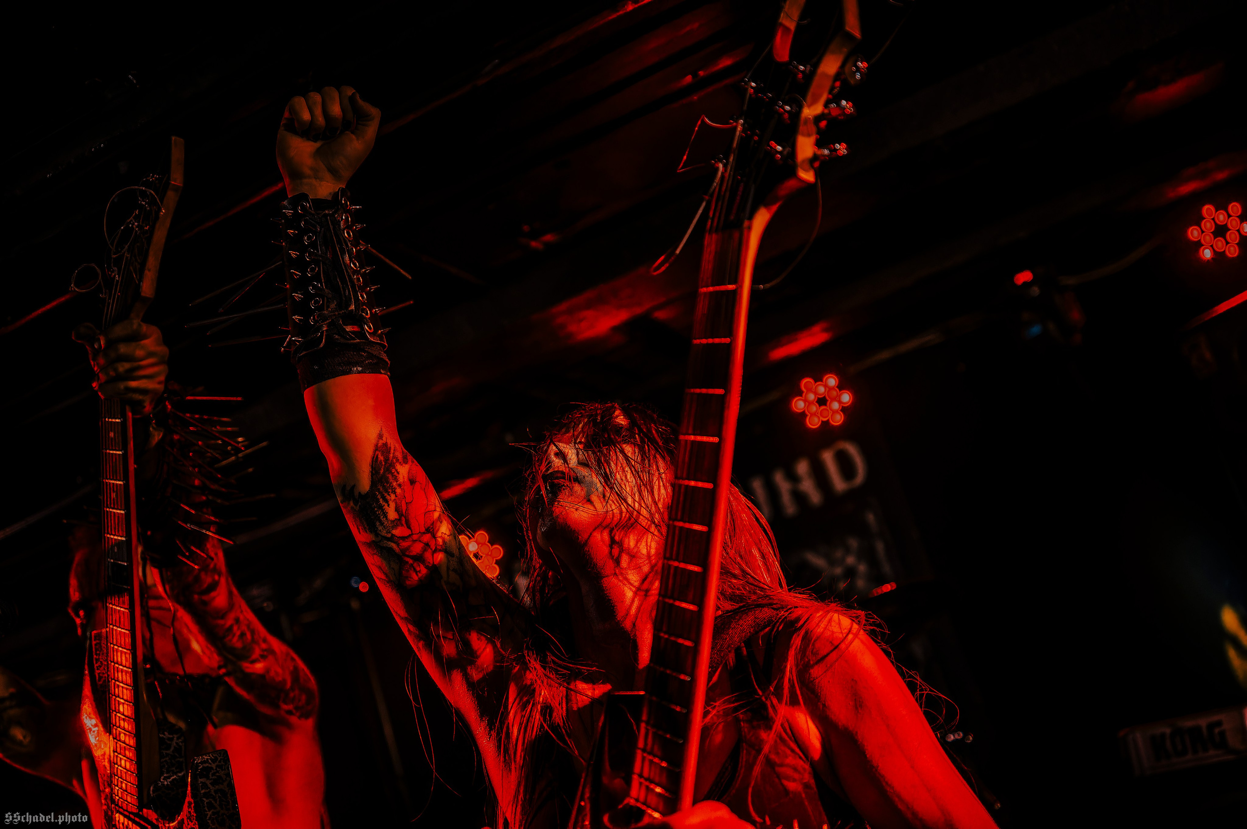 Frostlagte Måne 18.10.25. We will make everything metal!