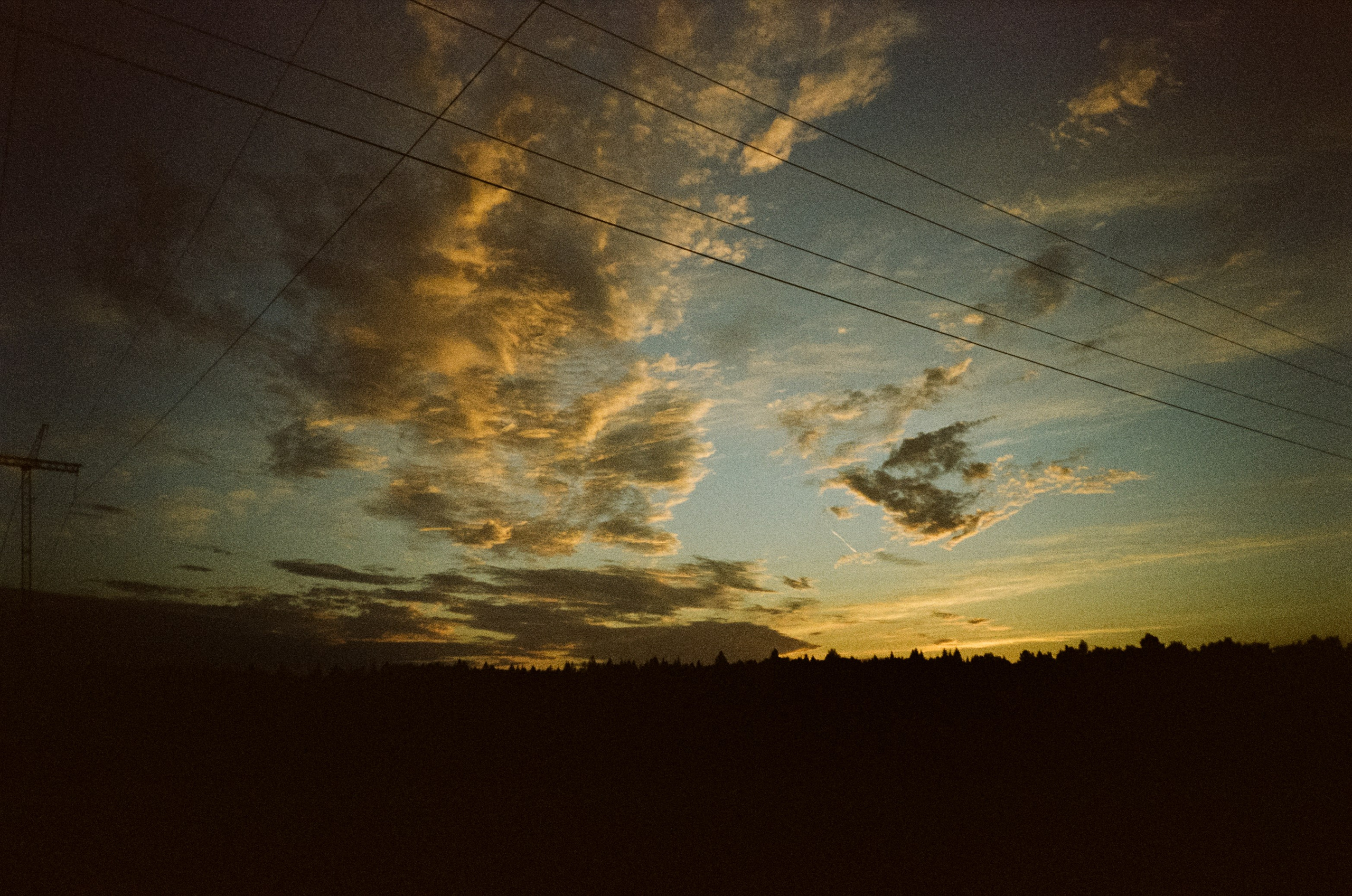 Ricoh MF-1 / Fujifilm X-tra 400 (просрочка) / Закат в Котово