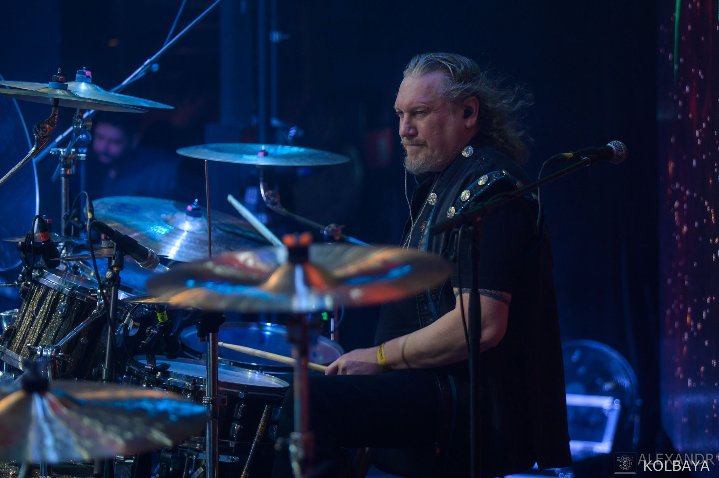 Эпидемии 29 лет — концерт в день рождения. Концертный и театральный репортажный фотограф в Москве Александр Колбая