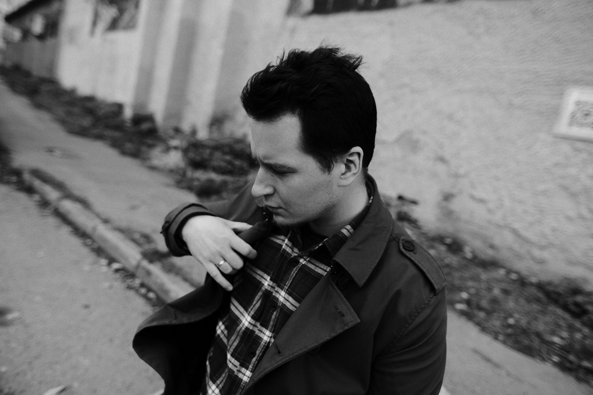 Фотограф Тюмень Дарья Мустафина — Мужская фотосессия на улицах Тюмени. Портретный фотограф Тюмень Дарья Мустафина