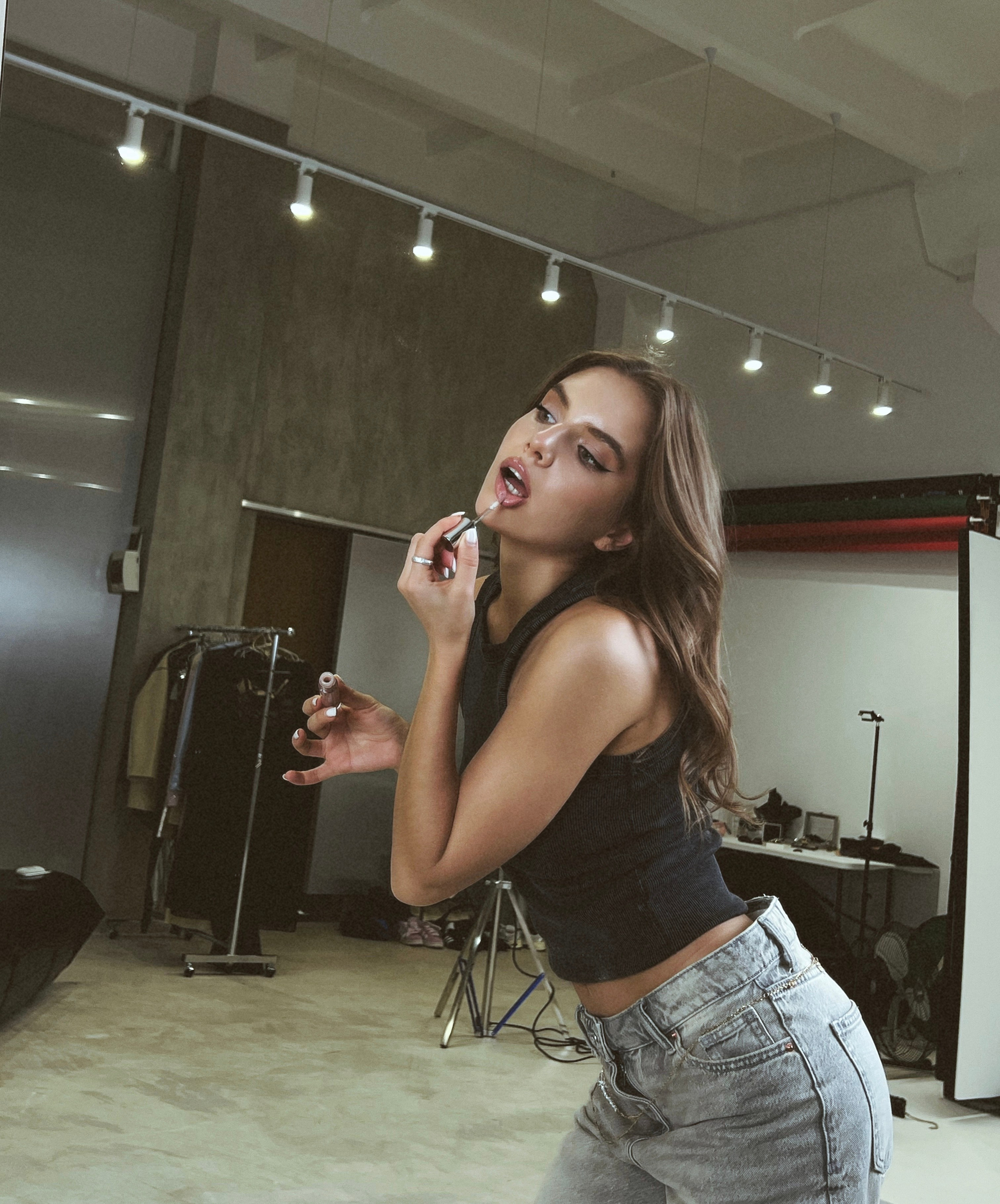 Вика — студийная съемка. Мобильный фотограф и видеограф — Алина