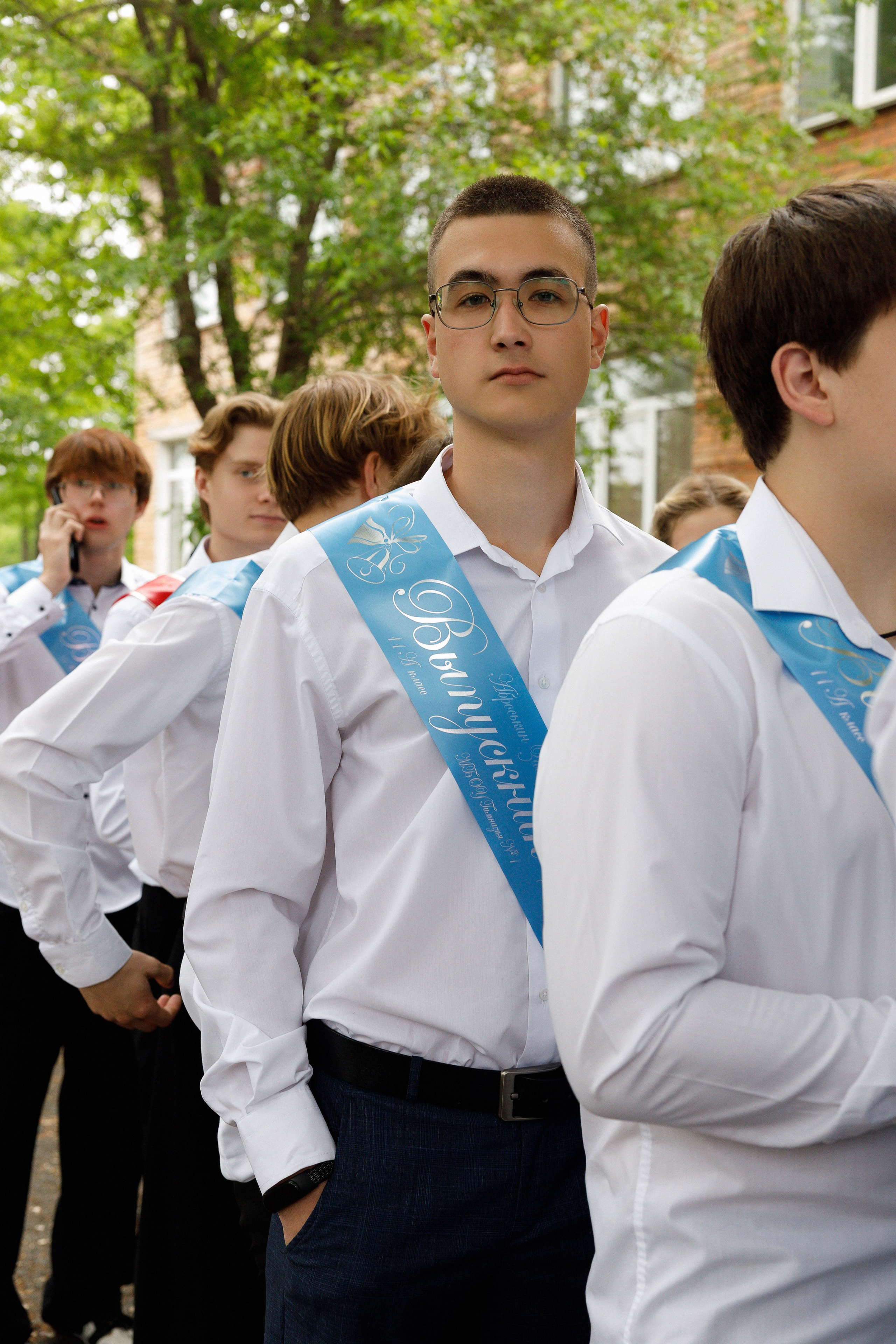 Последний звонок Гимназия Артем. Photoalbum-vl.ru