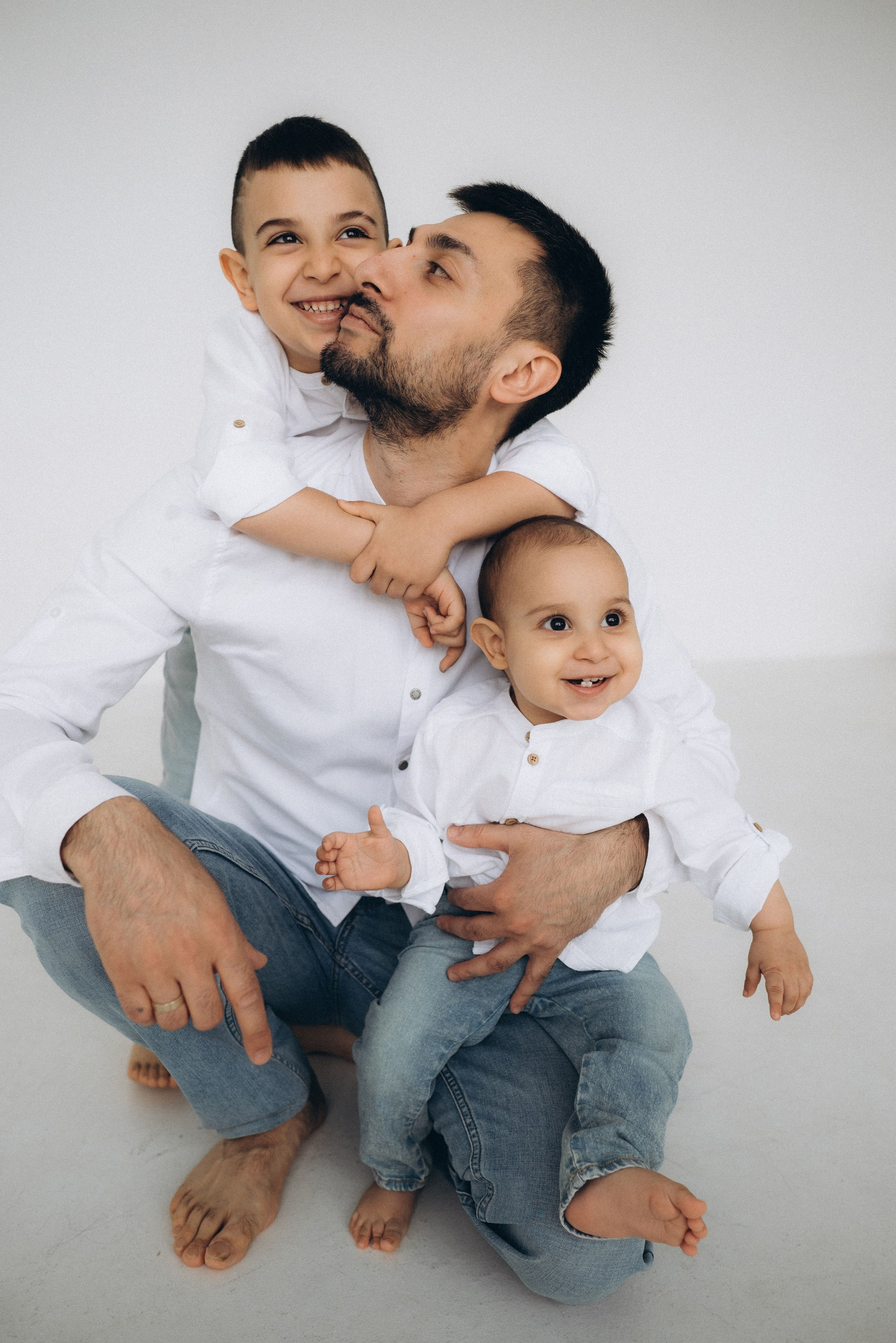 Мнацакан, Сюзанна, Рафаэль и Микаэль. Суханова Регина Фотограф Сергиев Посад