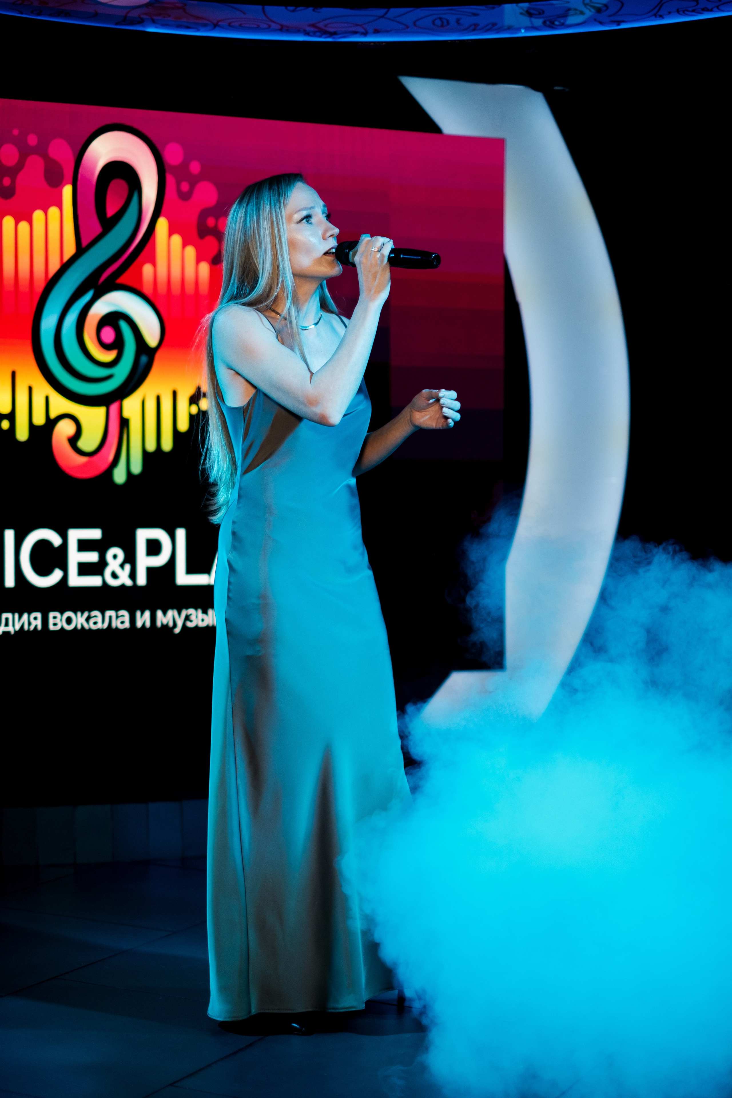 Voice&Play | караоке-бар ГОСТИ. Свадебный и репортажной фотограф Денис Ожигин в Краснодаре и Краснодарском крае