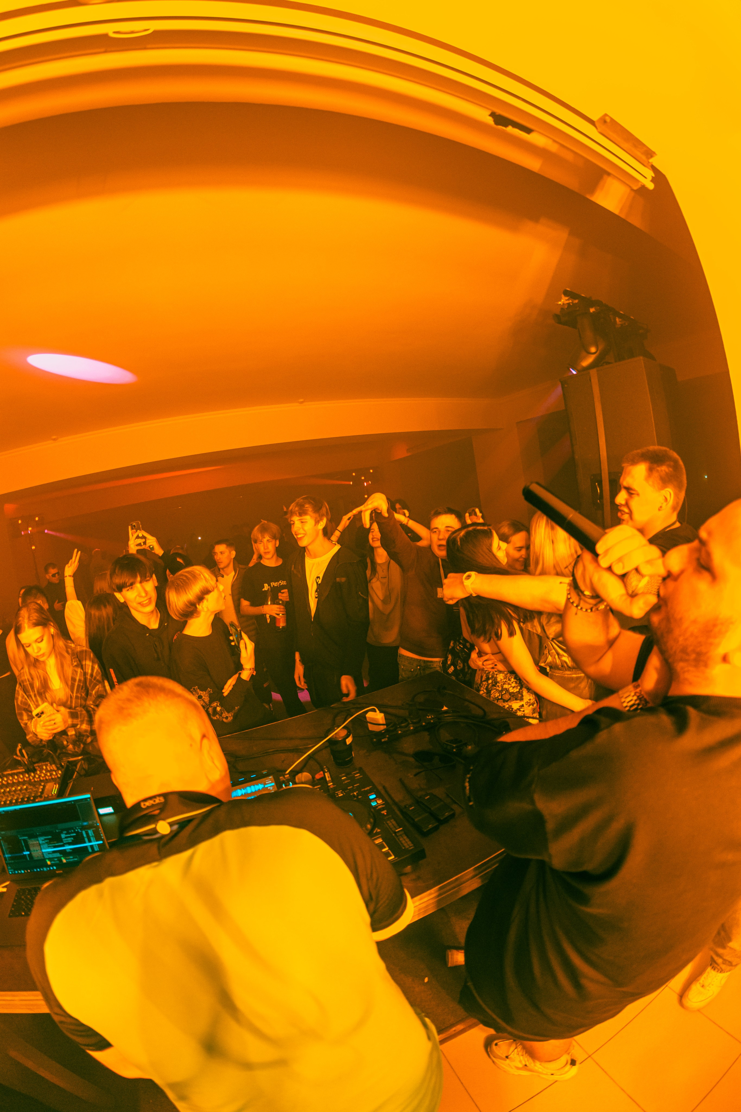 ZHARA TOUR DOMBAY | 2025 | PART1. ZHARA CREW