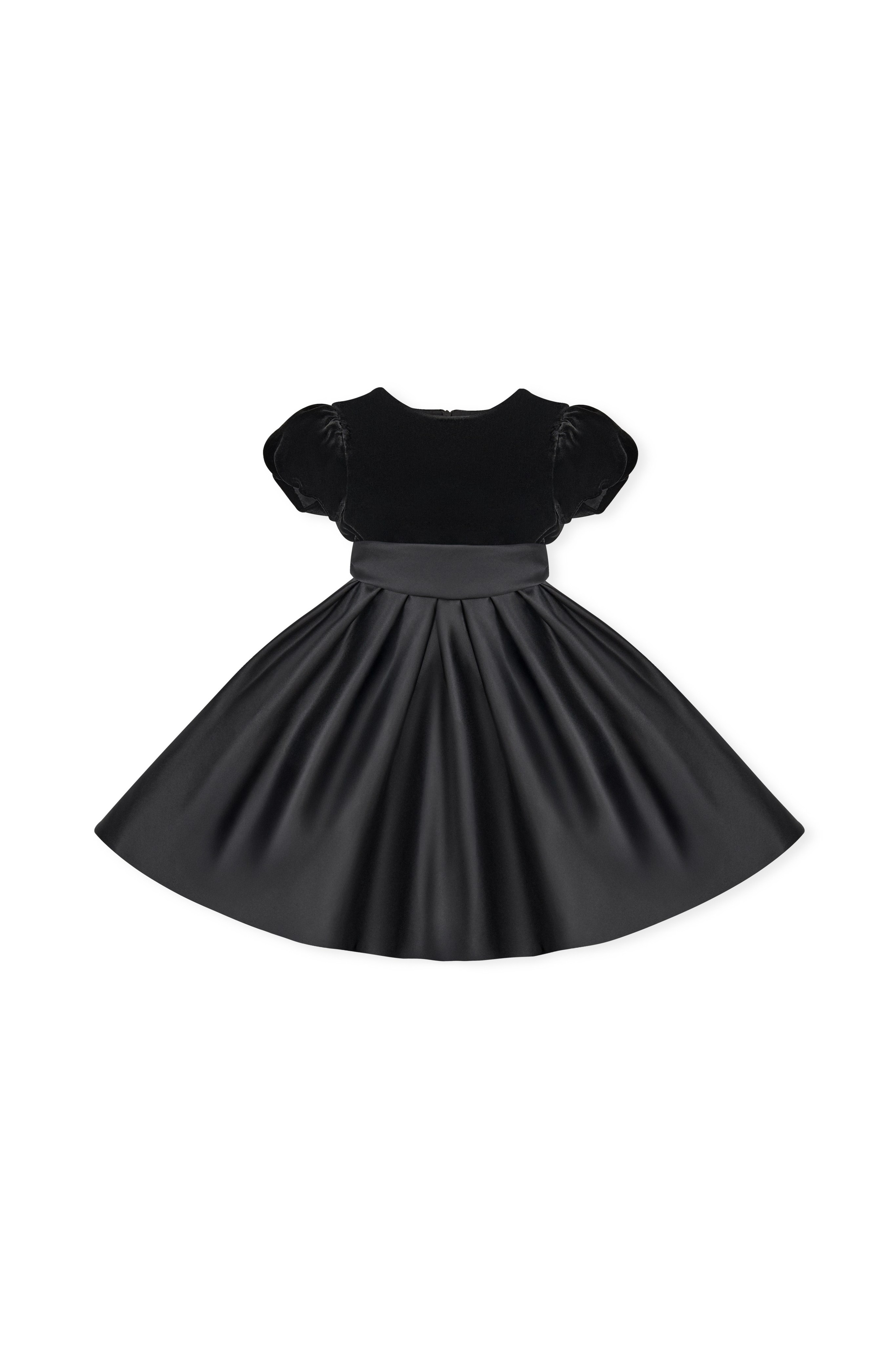 Съемка оджеды Москва. Предметный фотограф в Москве Дарья Радькович