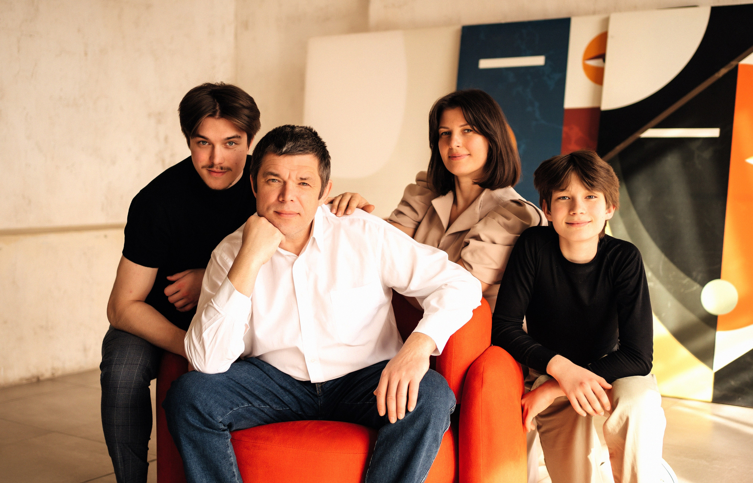 Семья в студии. Портретный фотограф Москва Химки Субботина Екатерина