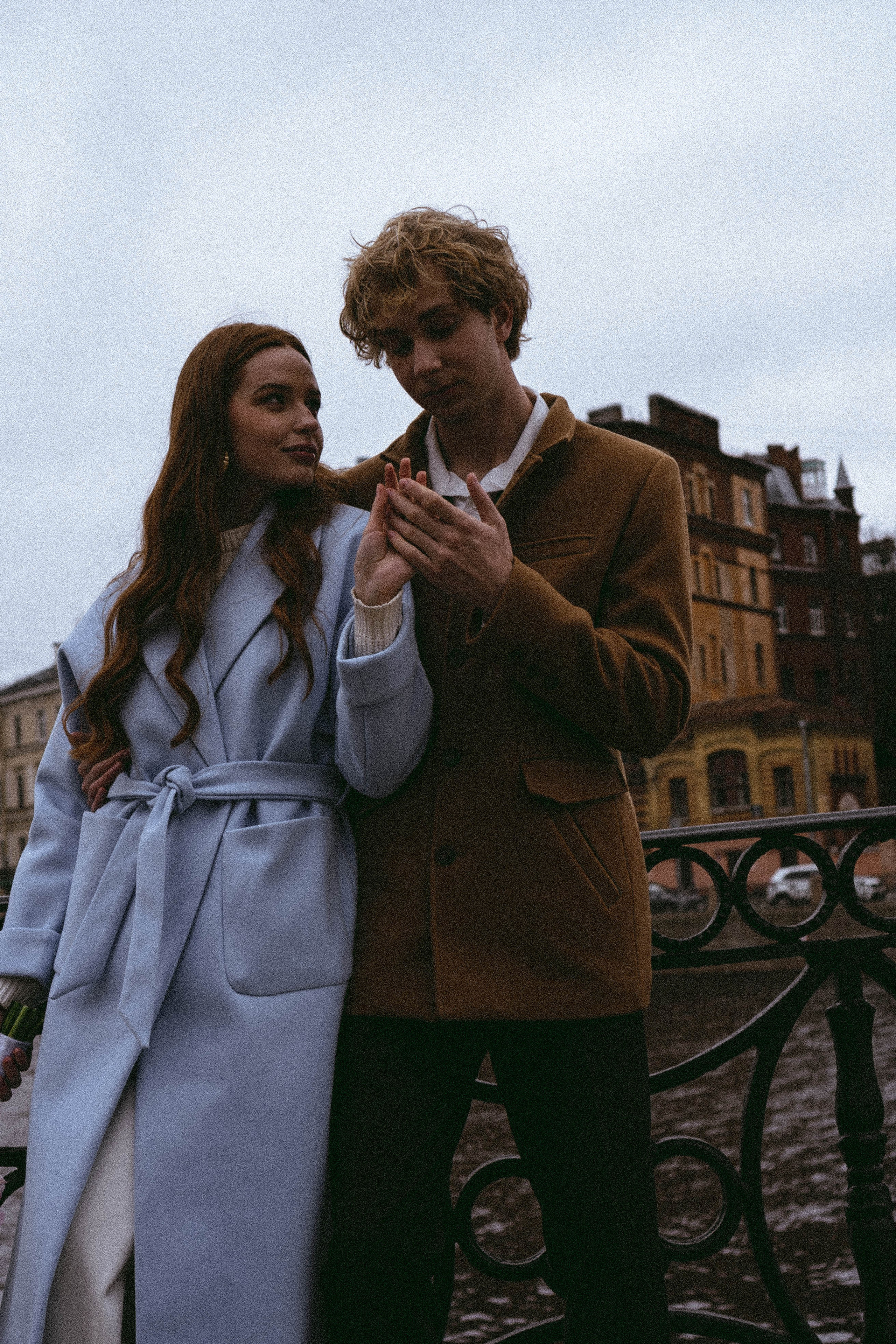 СВАДЕБНАЯ СЬЕМКА В ОТЕЛЕ. СБОРЫ ЖЕНИХА И НЕВЕСТЫ И ТАКЖЕ ТОР И ПОДГОТОВКА К ПРОГУЛКЕ И ПРОГУЛКА ПО ПЕТРОГРАДКЕ. Профессиональный фотограф, Санкт-Петербург — Виктория Богомолова