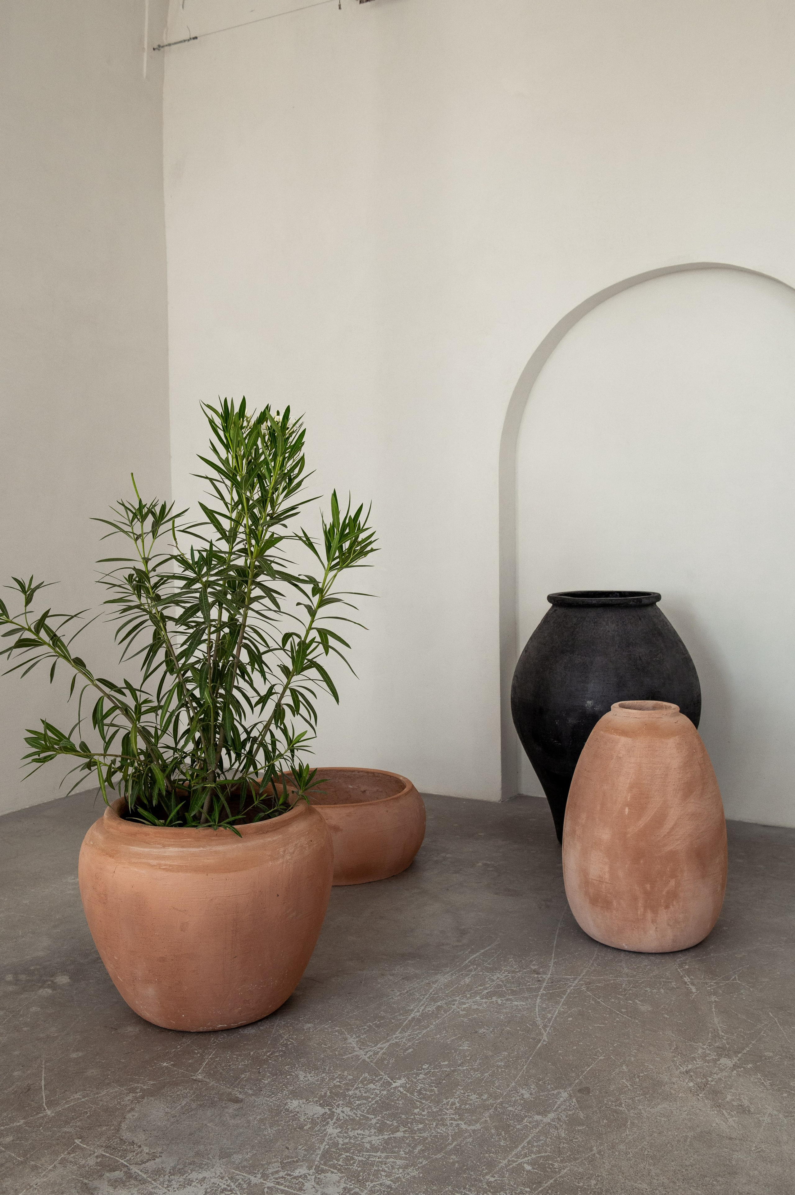 Wabiramy. Текстурная керамика для интерьера и дизайна. Екатерина Бакурова — контент фотограф, женский фотограф в Краснодаре