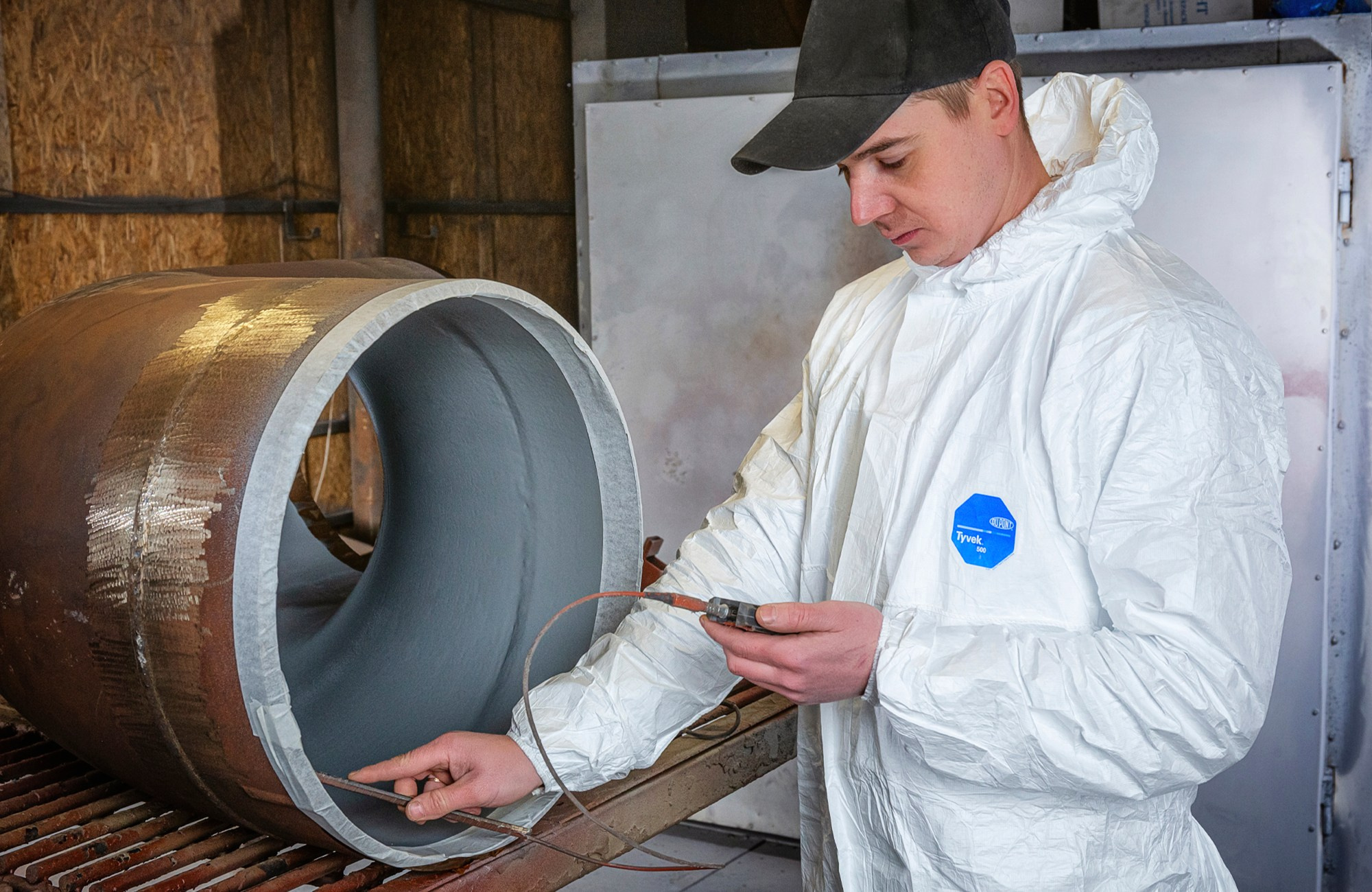 Фотограф и графический дизайнер Владимир Пуставетов