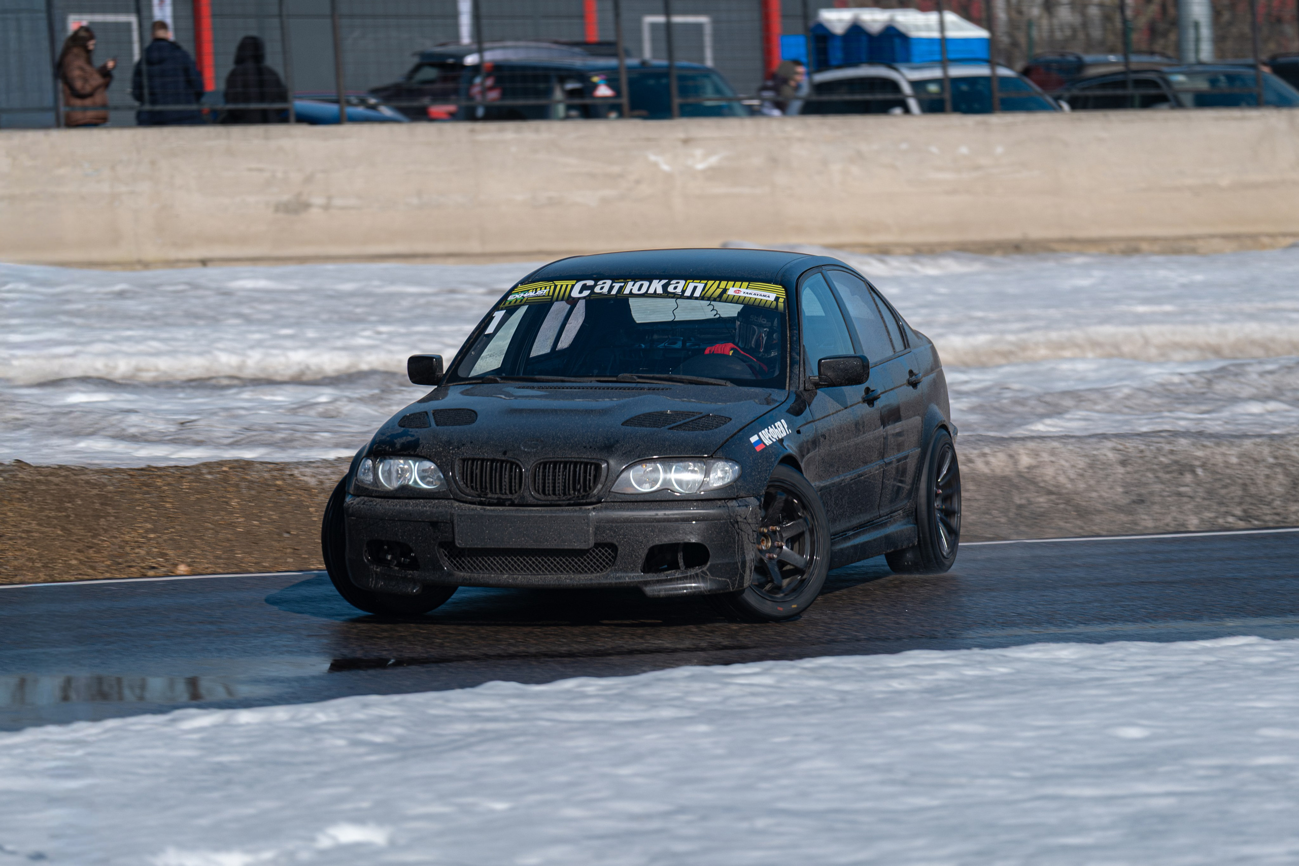 Спортивная автомобильная съемка. Malenkyia