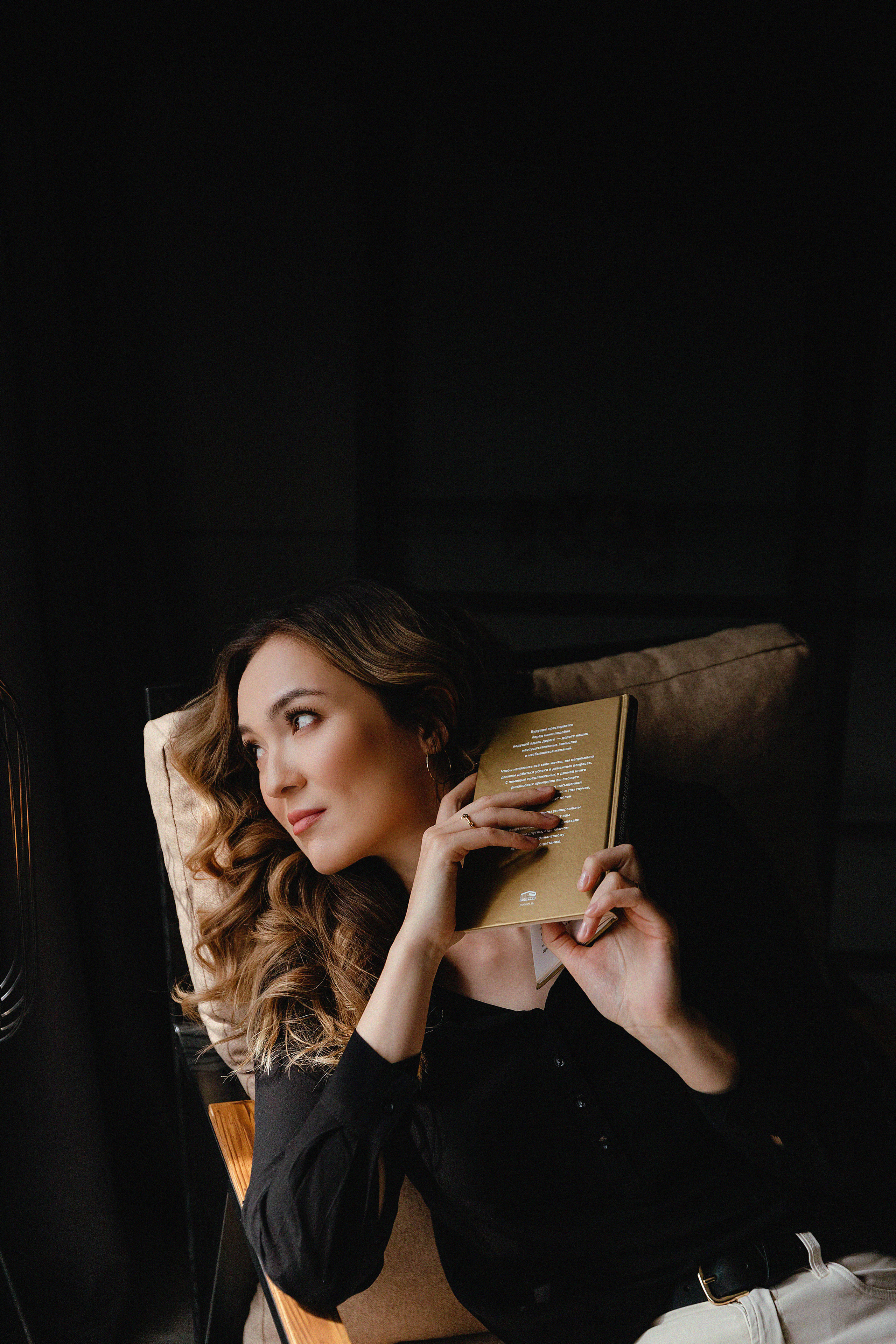 Фотосессия Раушан в фотостудии LightHub. Свадебный, семейный и портретный фотограф в Алматы, Костанай