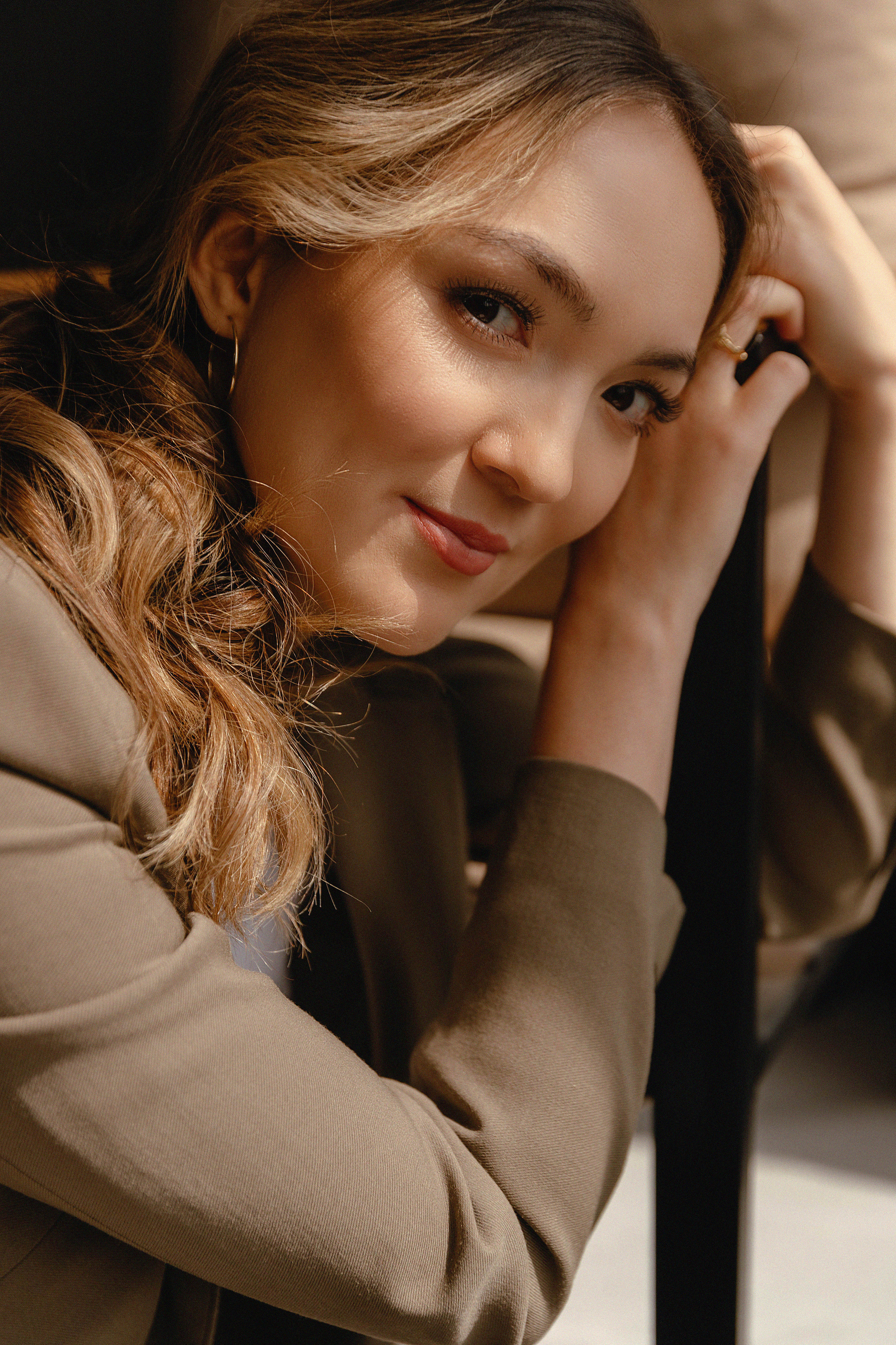 Фотосессия Раушан в фотостудии LightHub. Свадебный, семейный и портретный фотограф в Алматы, Костанай