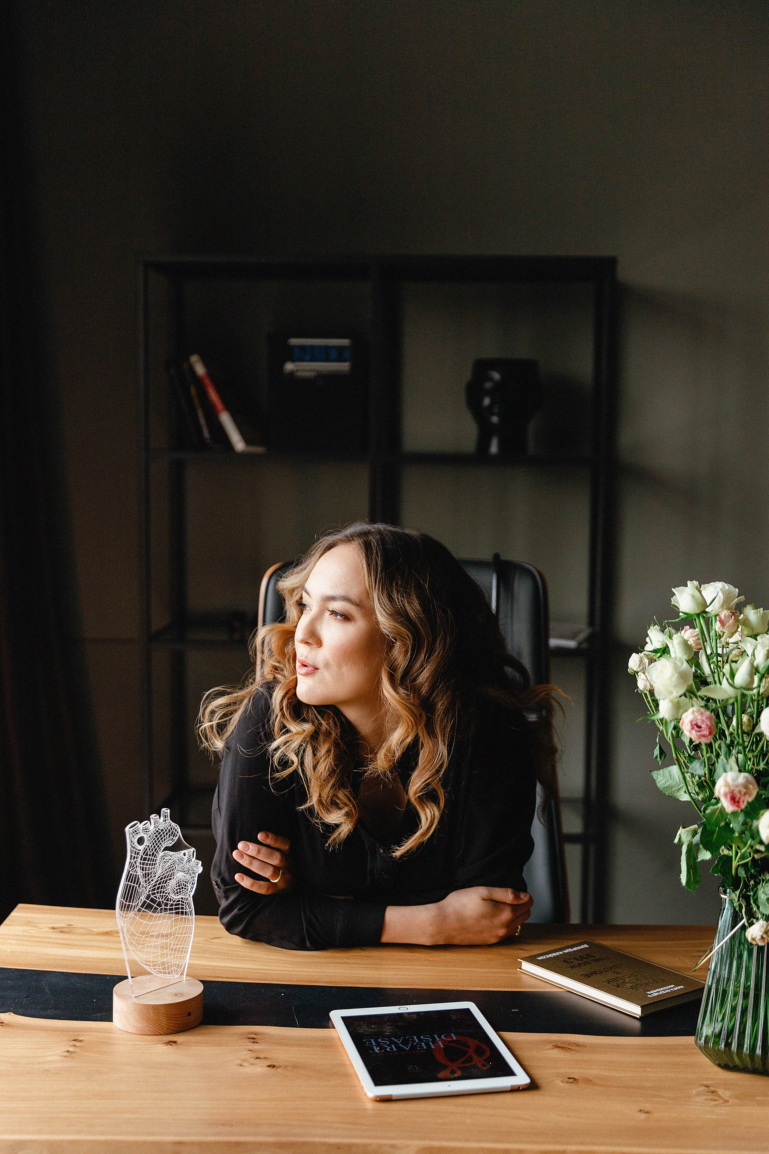 Фотосессия Раушан в фотостудии LightHub. Свадебный, семейный и портретный фотограф в Алматы, Костанай