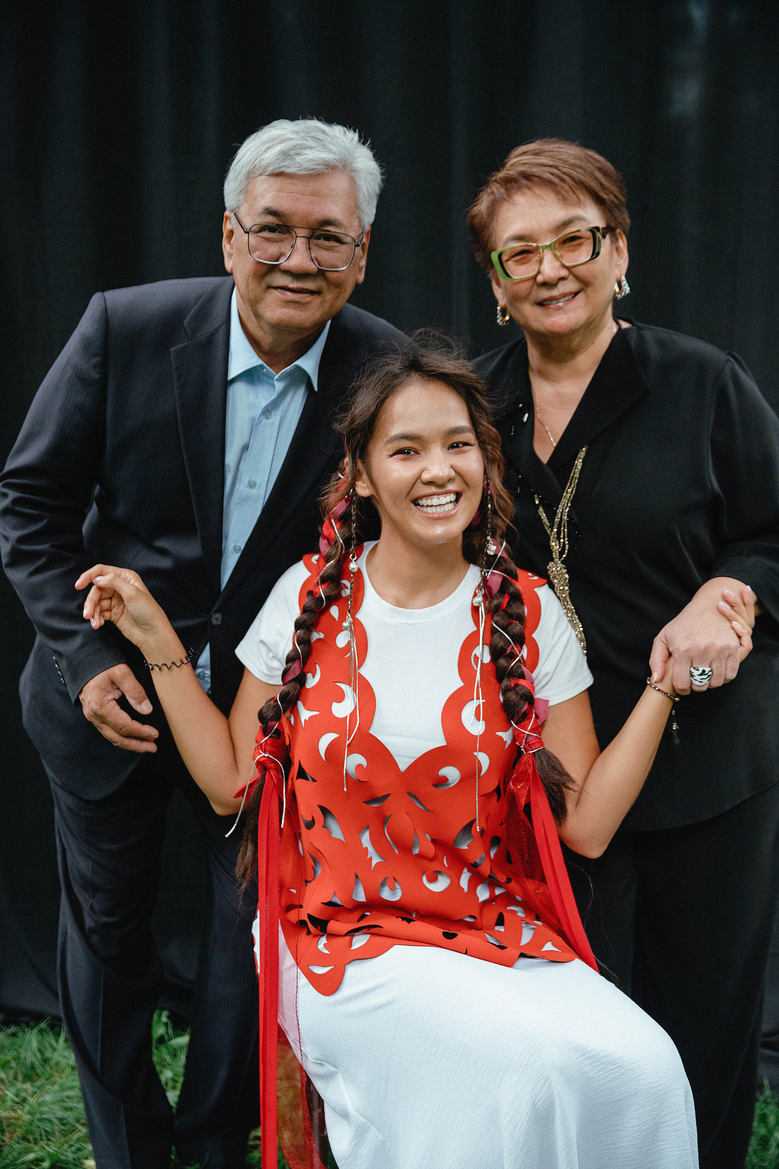 Фотосессия Санiм на фотопроекте Summer Portrait. Свадебный, семейный и портретный фотограф в Алматы, Костанай