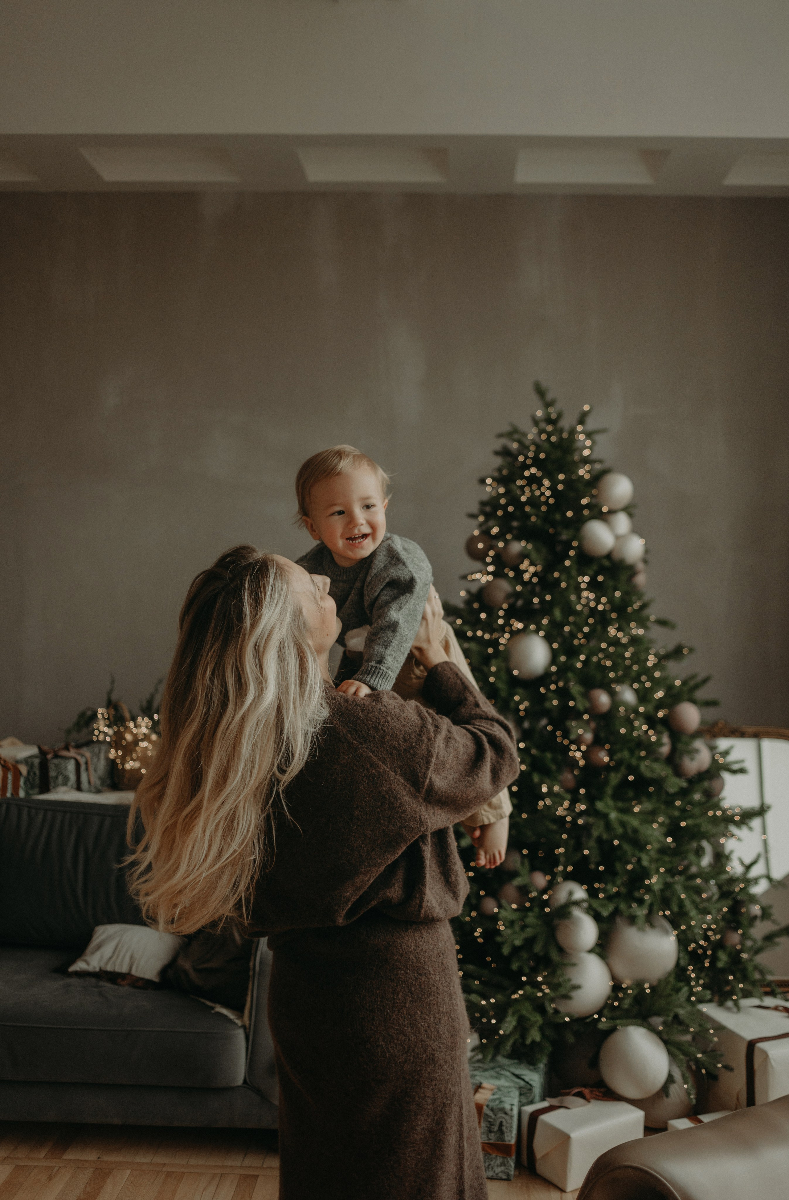 Новогодние фотографии 2024\2025 году, короткие сьемки. Фотограф в Краснодаре Евгения Михаевич