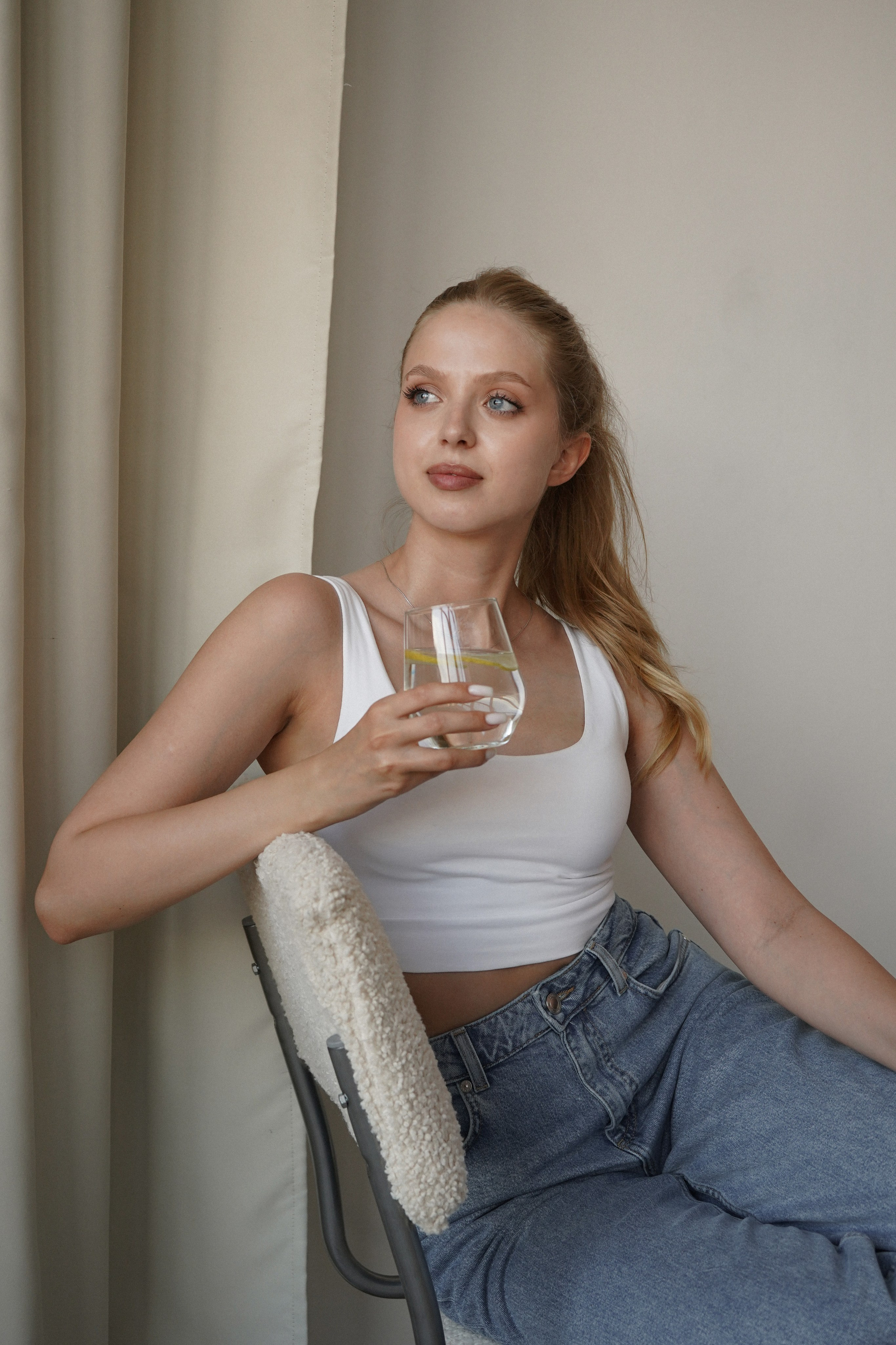 Алена, 42 размер, 170 рост. KED Production — продакшн из СПб. Создаём фото, видео и контент, который помогает брендам и селлерам продавать больше