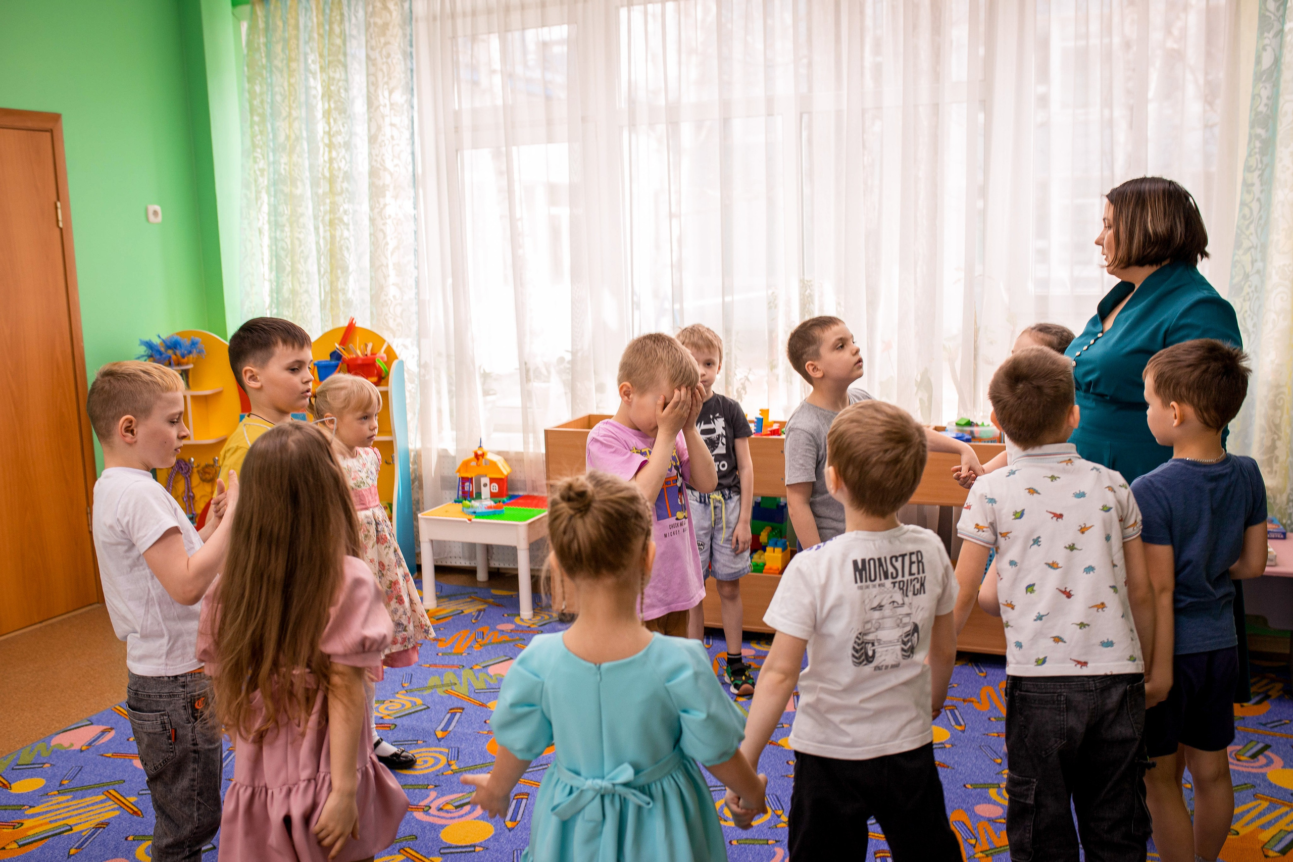 Степа, Даша и Алиса в детском саду. Семейный и детский фотограф город Тында Дарья